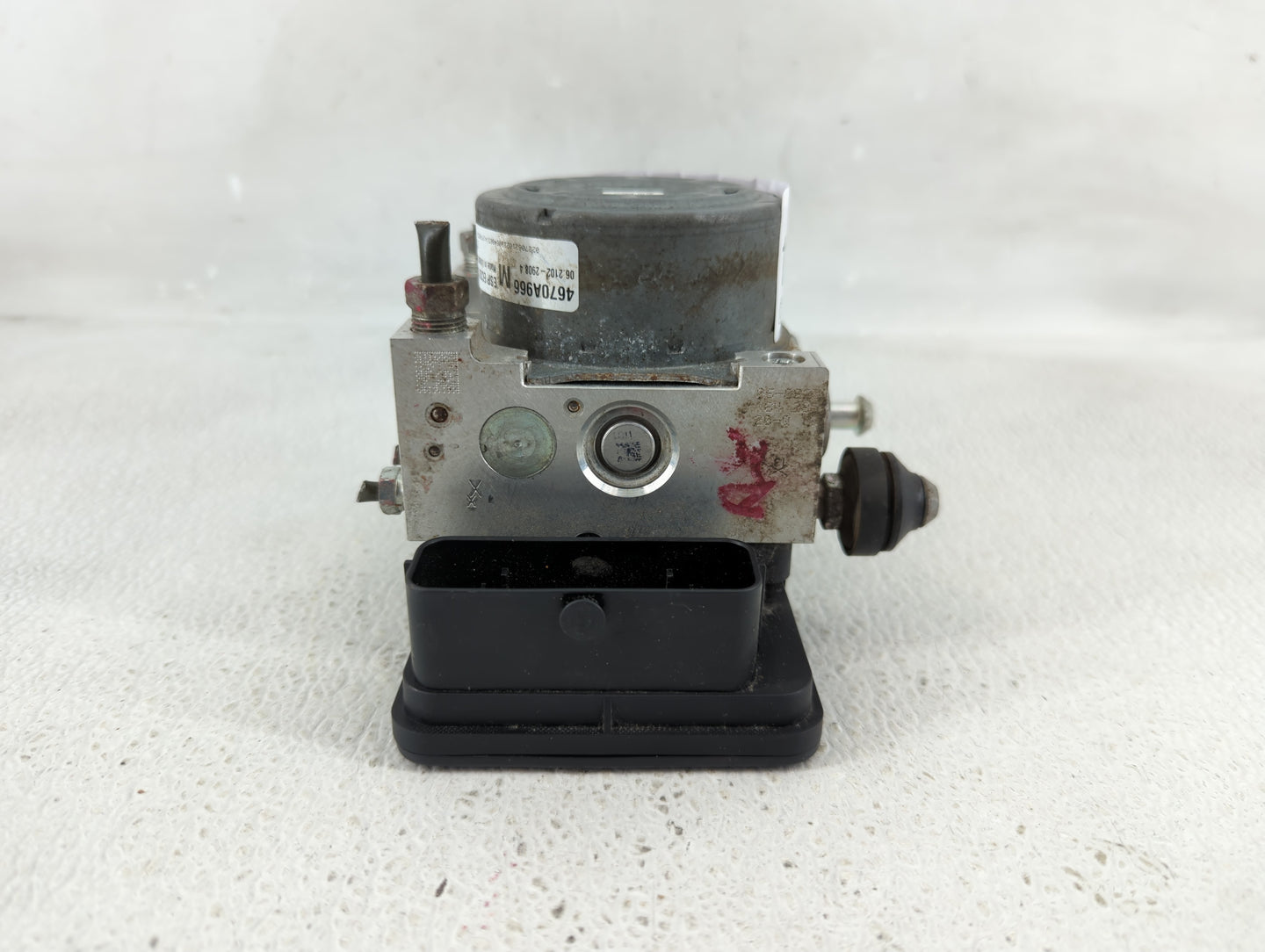 2014-2016 Mitsubishi Outlander ABS Pump Control Module Replacement P/N:EC08 C12 Fits Fits 2014 2015 2016 OEM Used Auto Parts