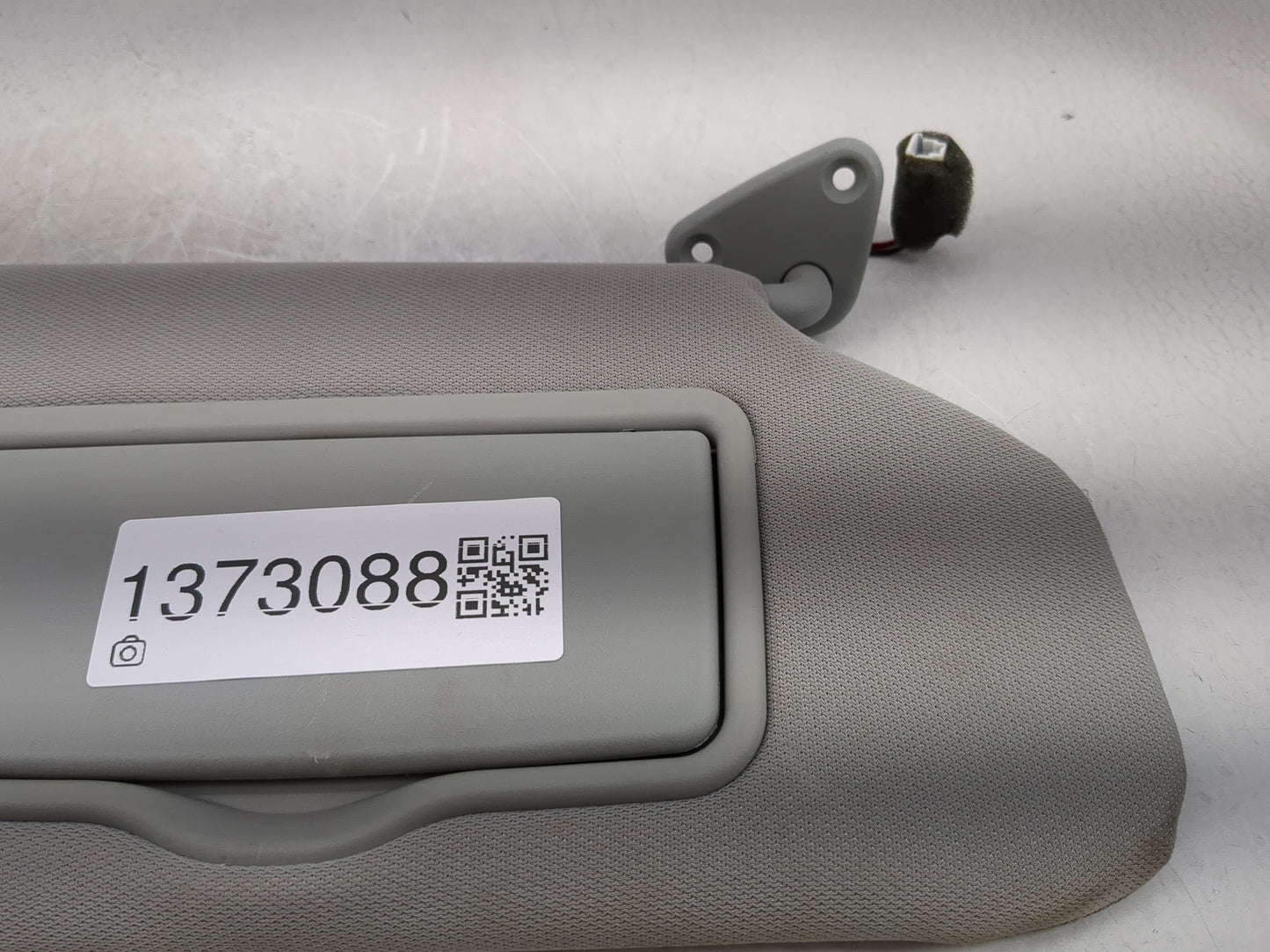 2013-2015 Mitsubishi Outlander Sun Visor Shade Replacement Passenger Right Mirror Fits Fits 2013 2014 2015 OEM Used Auto Par