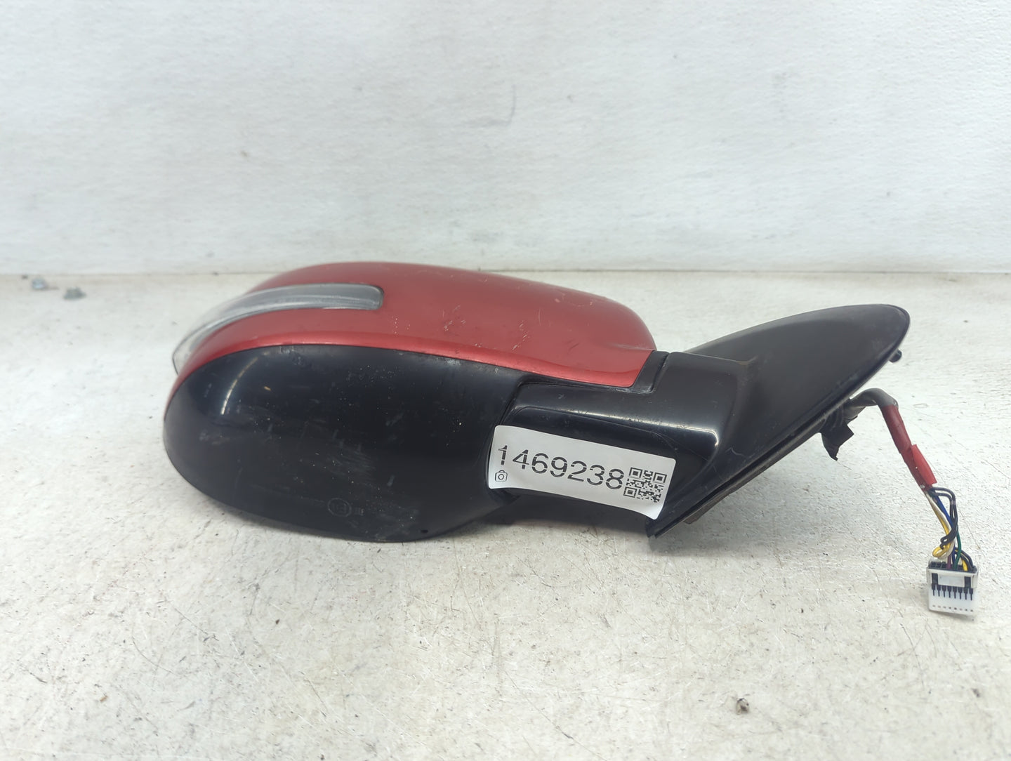 2014-2015 Mitsubishi Outlander Passenger Side View Mirror - Right Door Mirror OEM Used - Oemusedautoparts1.com