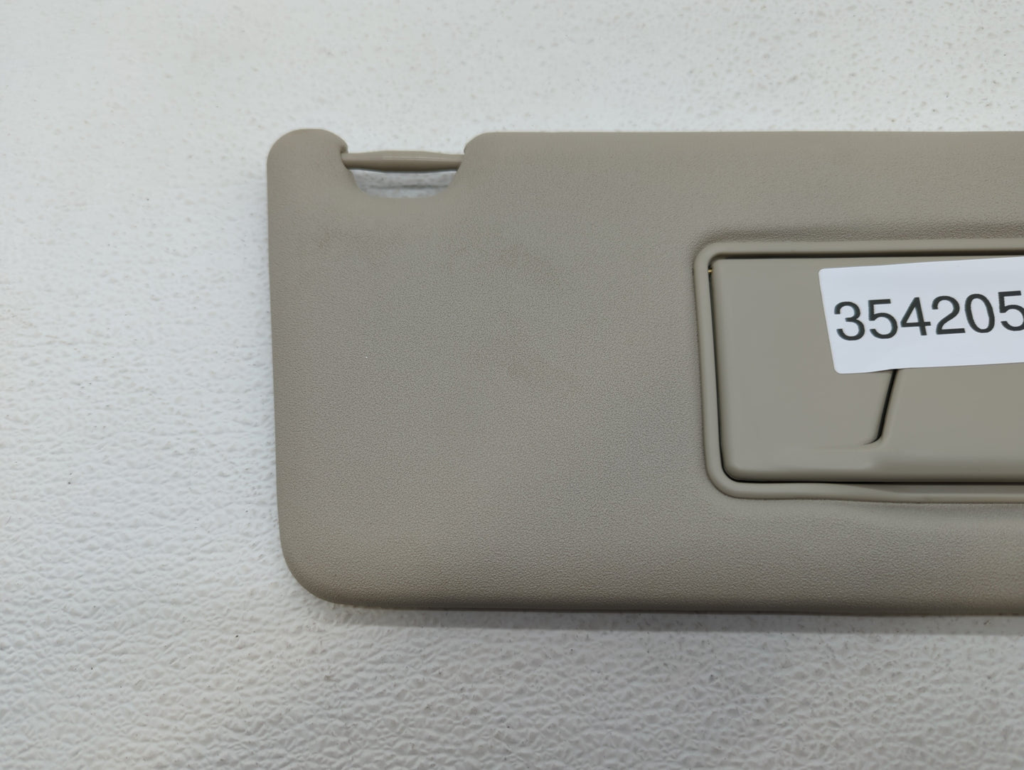 2015 Mitsubishi Outlander Sun Visor Shade Replacement Passenger Right Mirror Fits OEM Used Auto Parts - Oemusedautoparts1.co