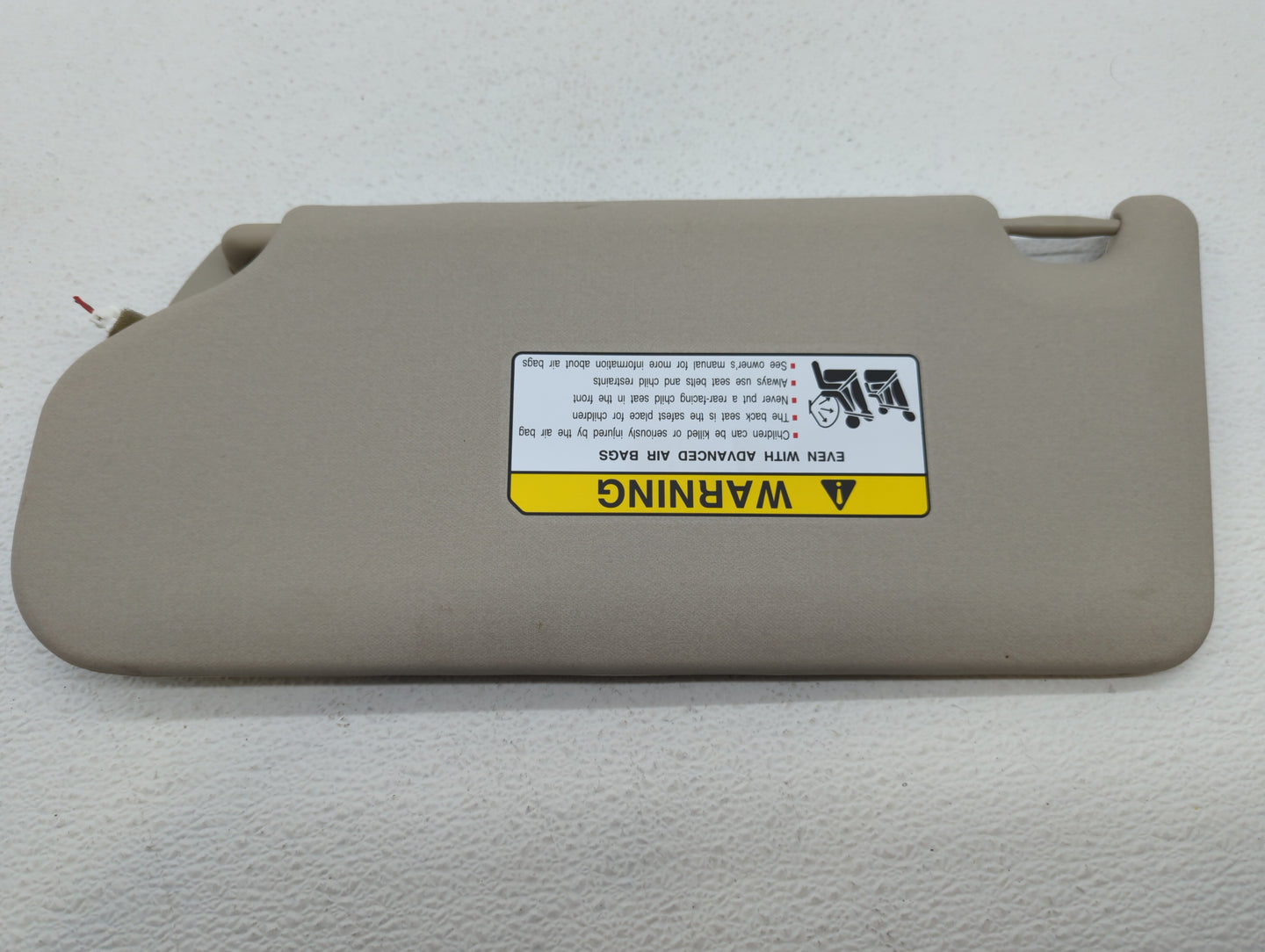 2015 Mitsubishi Outlander Sun Visor Shade Replacement Passenger Right Mirror Fits OEM Used Auto Parts - Oemusedautoparts1.co