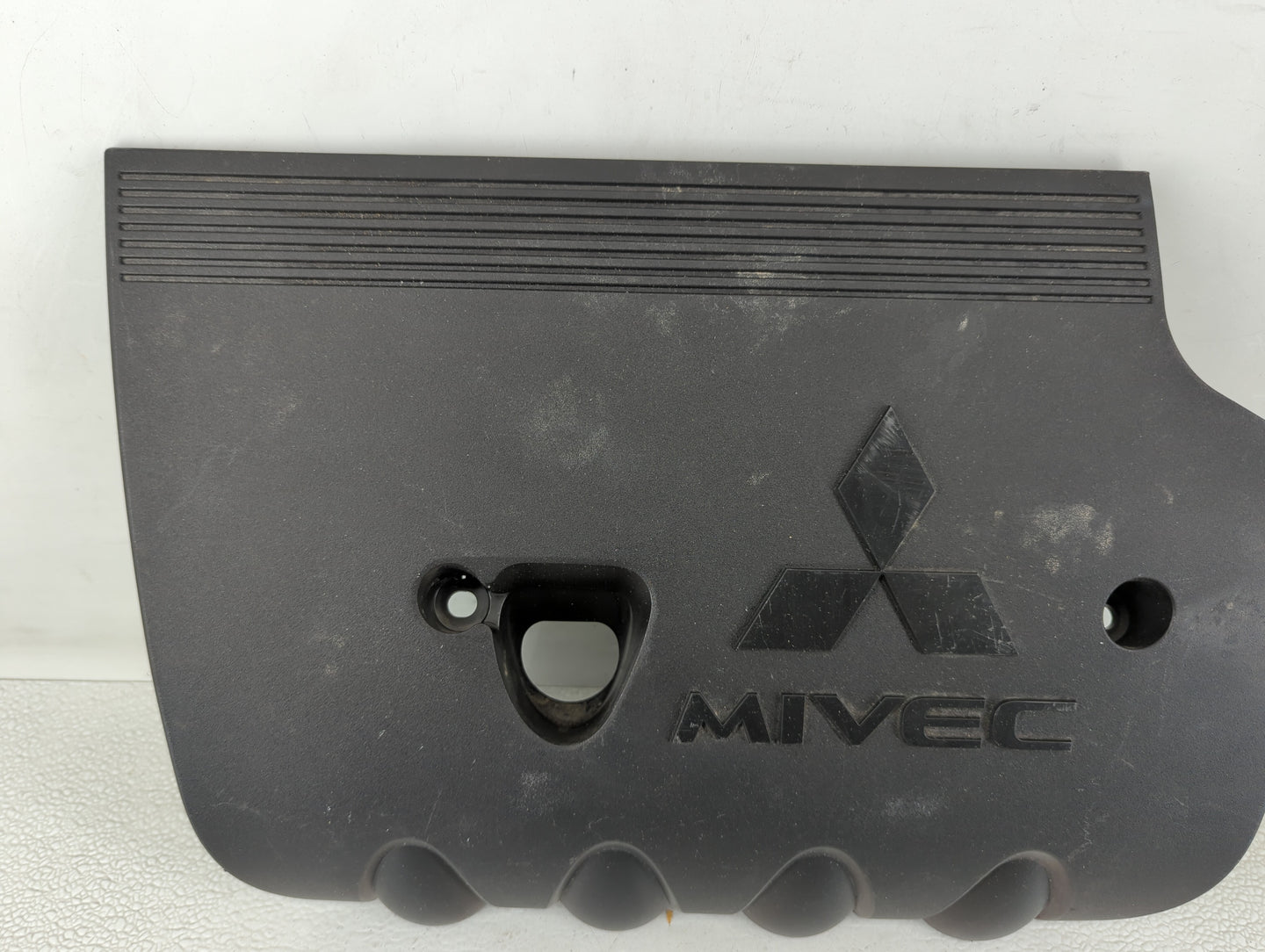 2015 Mitsubishi Outlander Engine Cover - Oemusedautoparts1.com