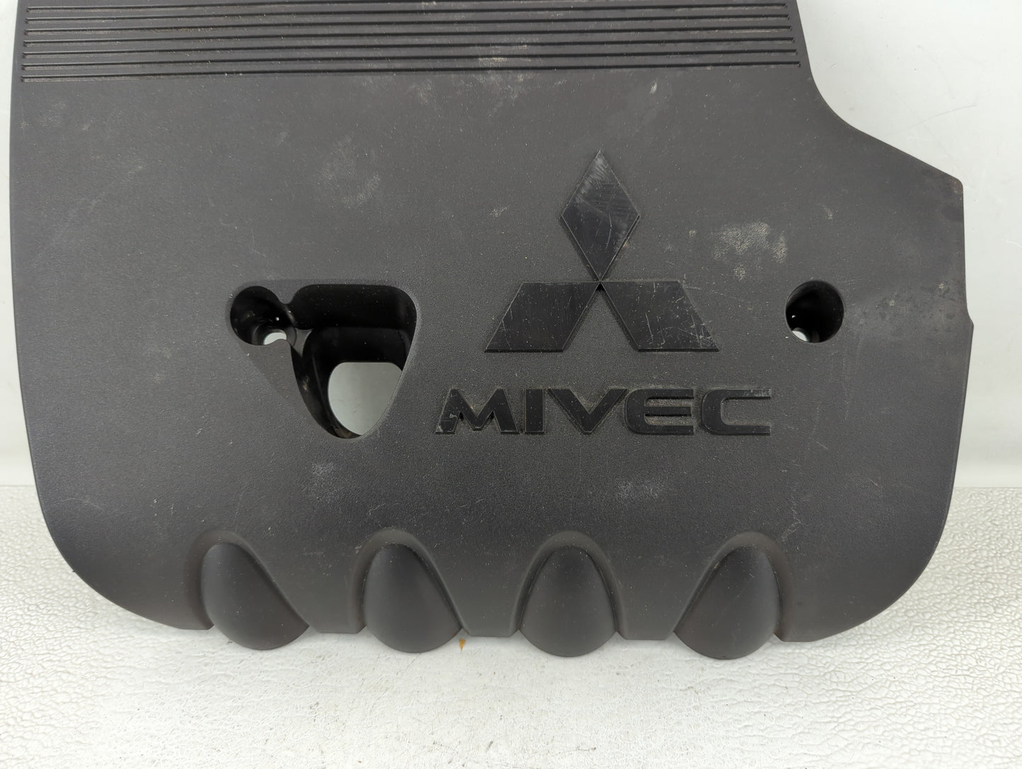 2015 Mitsubishi Outlander Engine Cover - Oemusedautoparts1.com