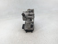 2013-2017 Mitsubishi Outlander Throttle Body P/N:4X14 0857 57021 Fits Fits 2013 2014 2015 2016 2017 OEM Used Auto Parts - Oe