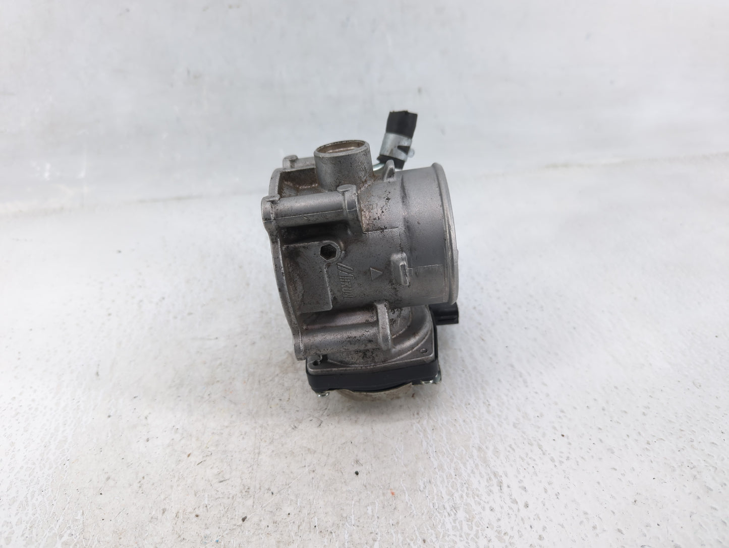 2013-2017 Mitsubishi Outlander Throttle Body P/N:4X14 0857 57021 Fits Fits 2013 2014 2015 2016 2017 OEM Used Auto Parts - Oe