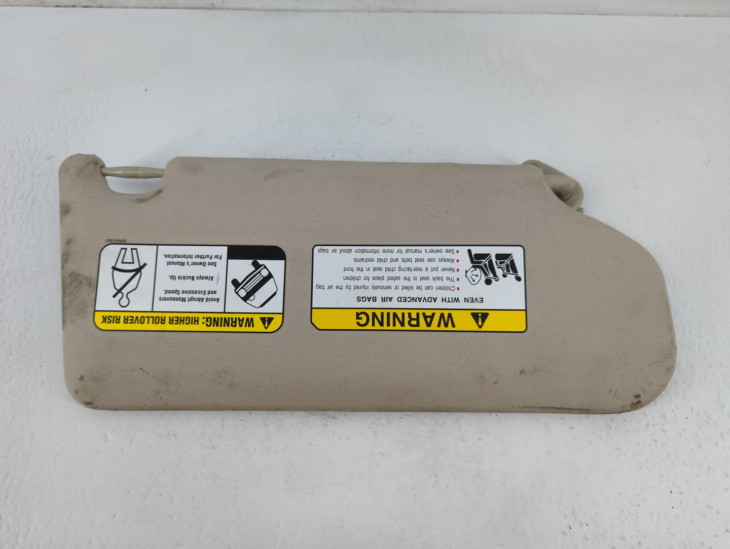 2014-2015 Mitsubishi Outlander Sun Visor Shade Replacement Driver Left Mirror Fits Fits 2014 2015 OEM Used Auto Parts - Oemu