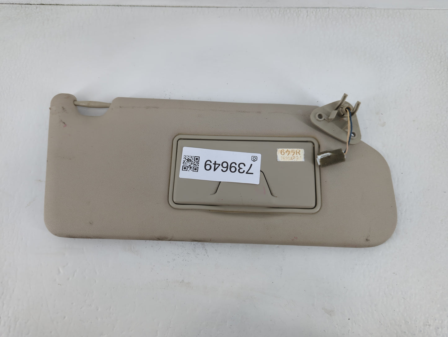 2014-2015 Mitsubishi Outlander Sun Visor Shade Replacement Passenger Right Mirror Fits Fits 2014 2015 OEM Used Auto Parts - 