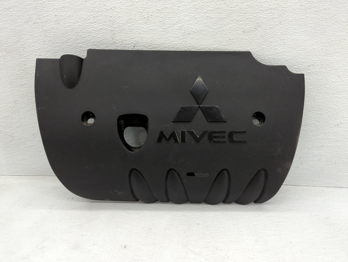 2015 Mitsubishi Outlander Sport Engine Cover - Oemusedautoparts1.com