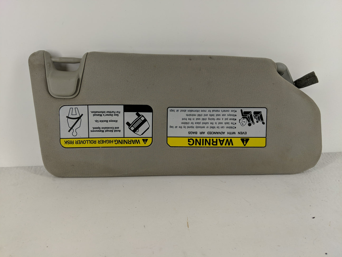 2013-2015 Mitsubishi Outlander Sport Sun Visor Shade Replacement Driver Left Mirror Fits Fits 2013 2014 2015 OEM Used Auto P