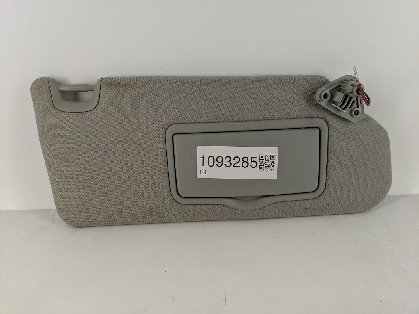 2013-2015 Mitsubishi Outlander Sport Sun Visor Shade Replacement Passenger Right Mirror Fits Fits 2013 2014 2015 OEM Used Au