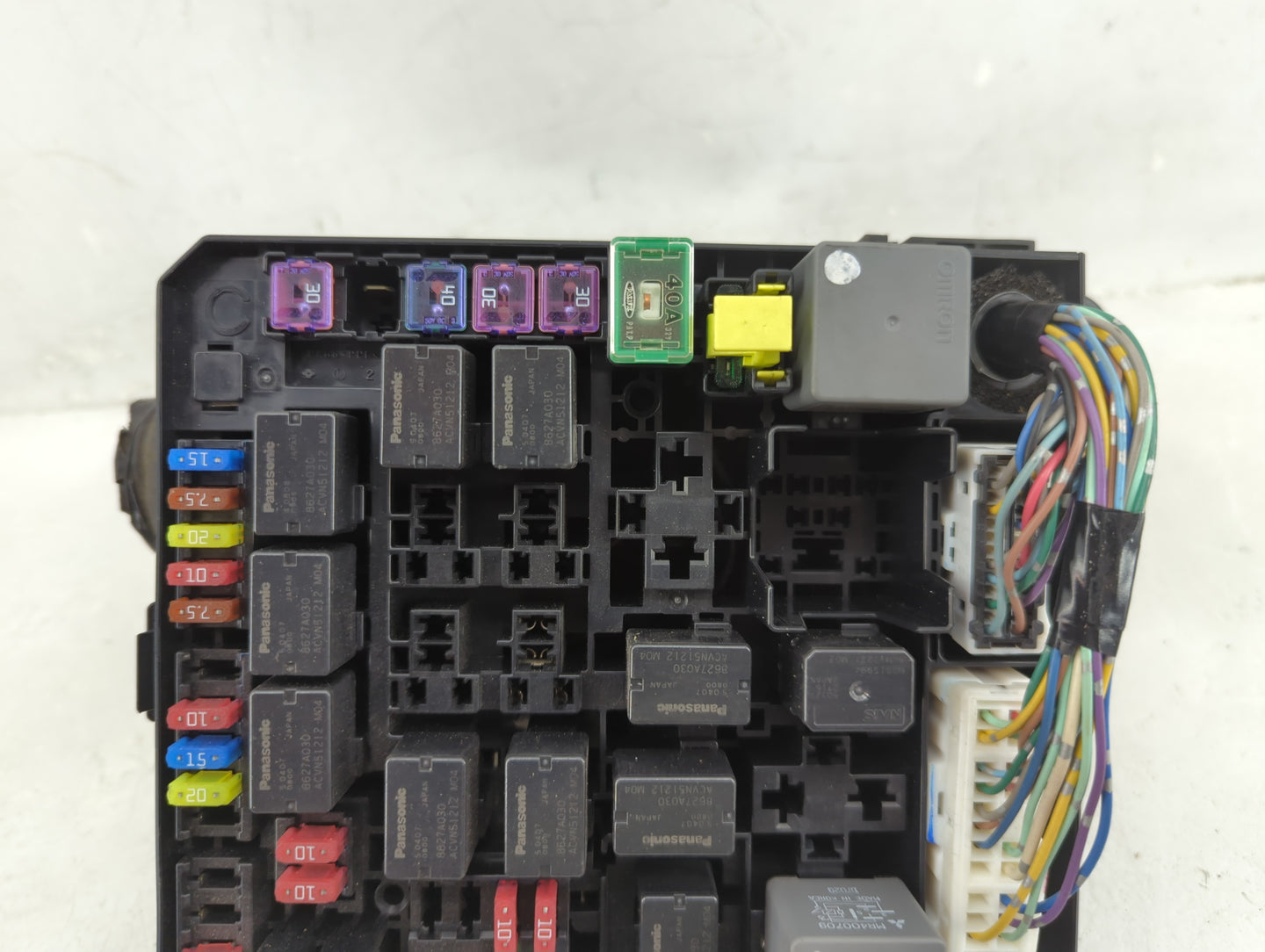2012-2017 Mitsubishi Outlander Sport Fusebox Fuse Box Panel Relay Module P/N:8565A268 Fits Fits 2012 2013 2014 2015 2016 201