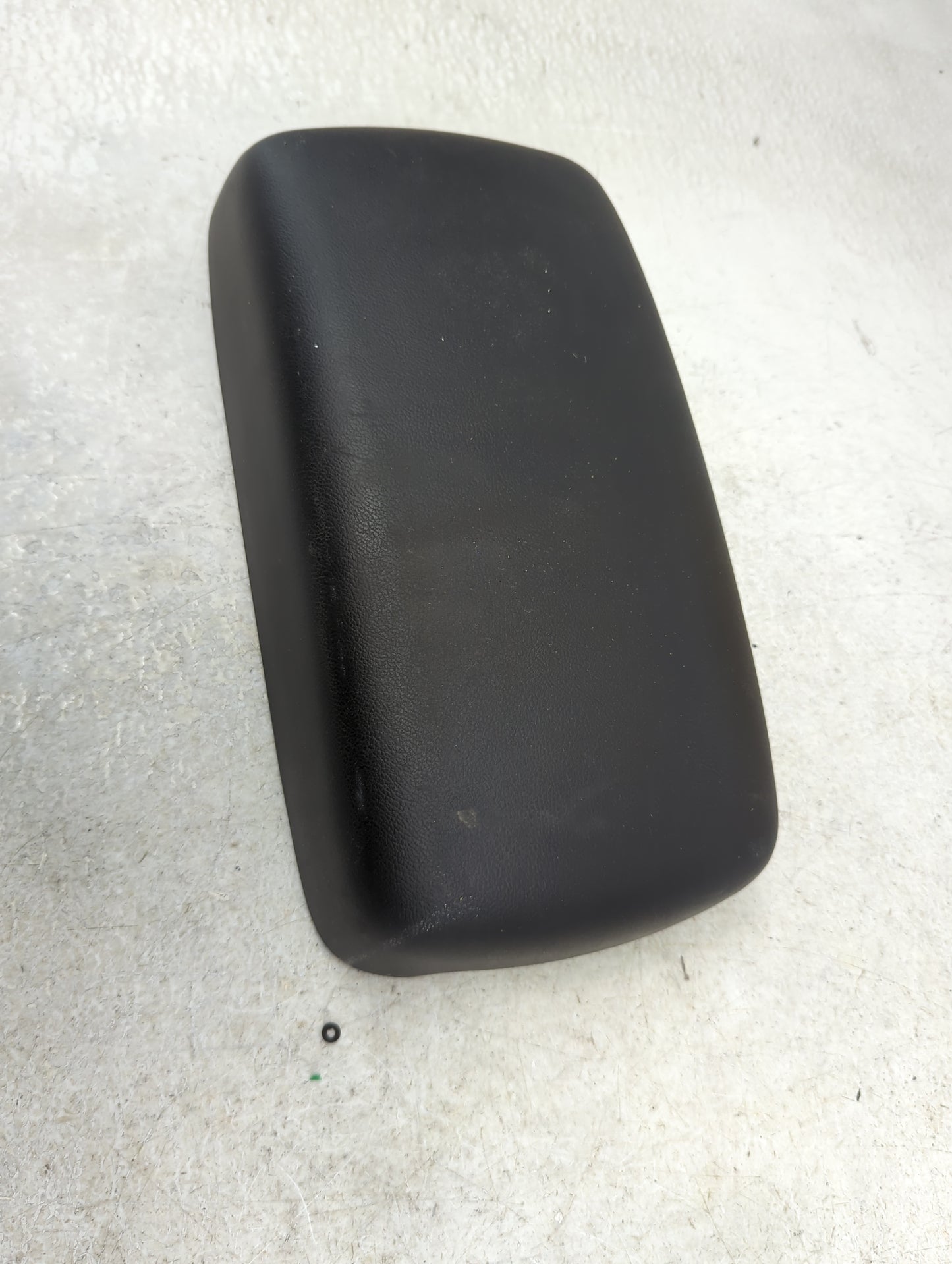 2015 Mitsubishi Outlander Sport Center Console Armrest Cover Lid Fits OEM Used Auto Parts - Oemusedautoparts1.com