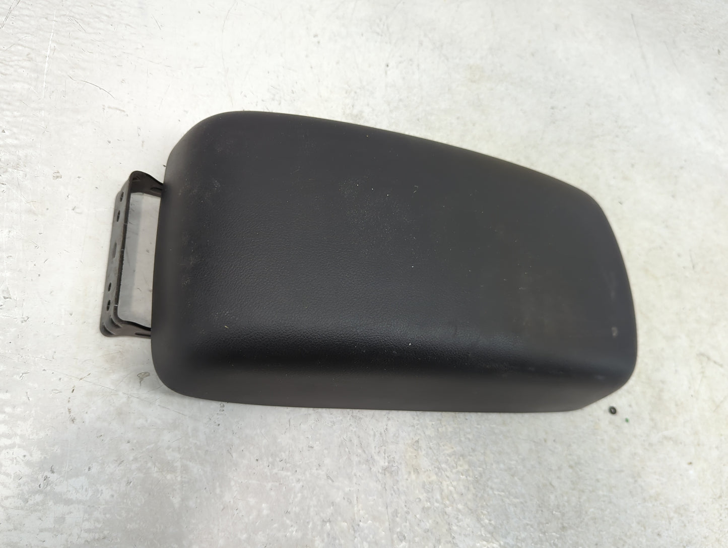 2015 Mitsubishi Outlander Sport Center Console Armrest Cover Lid Fits OEM Used Auto Parts - Oemusedautoparts1.com