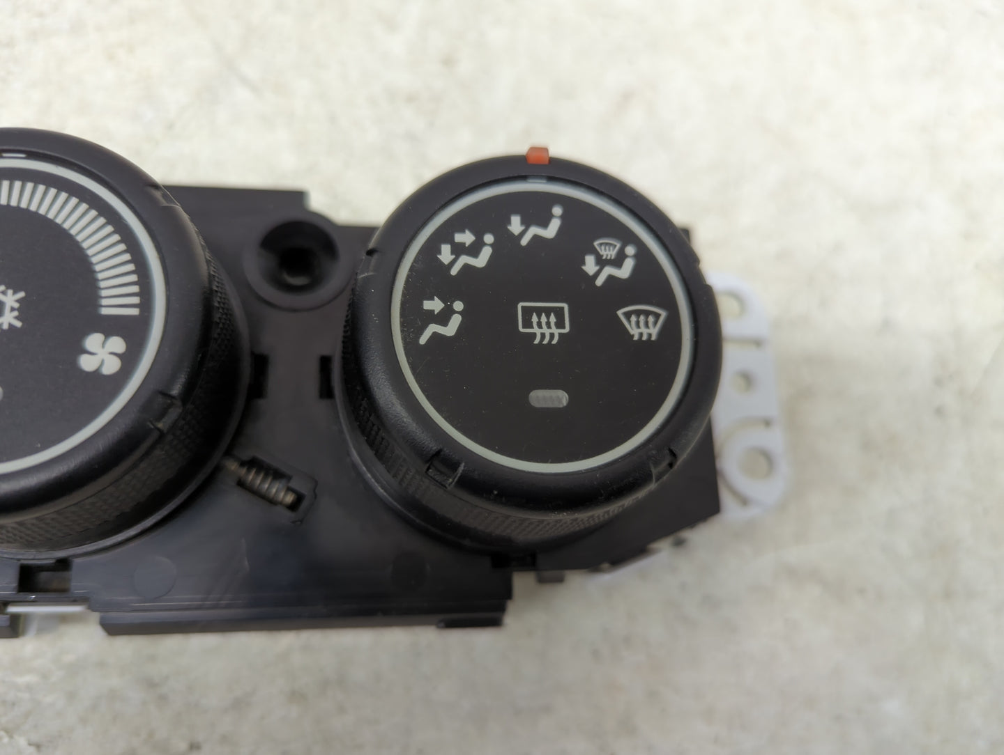 2013-2017 Mitsubishi Outlander Sport Climate Control Module Temperature AC/Heater Replacement P/N:7820A809 Fits OEM Used Aut