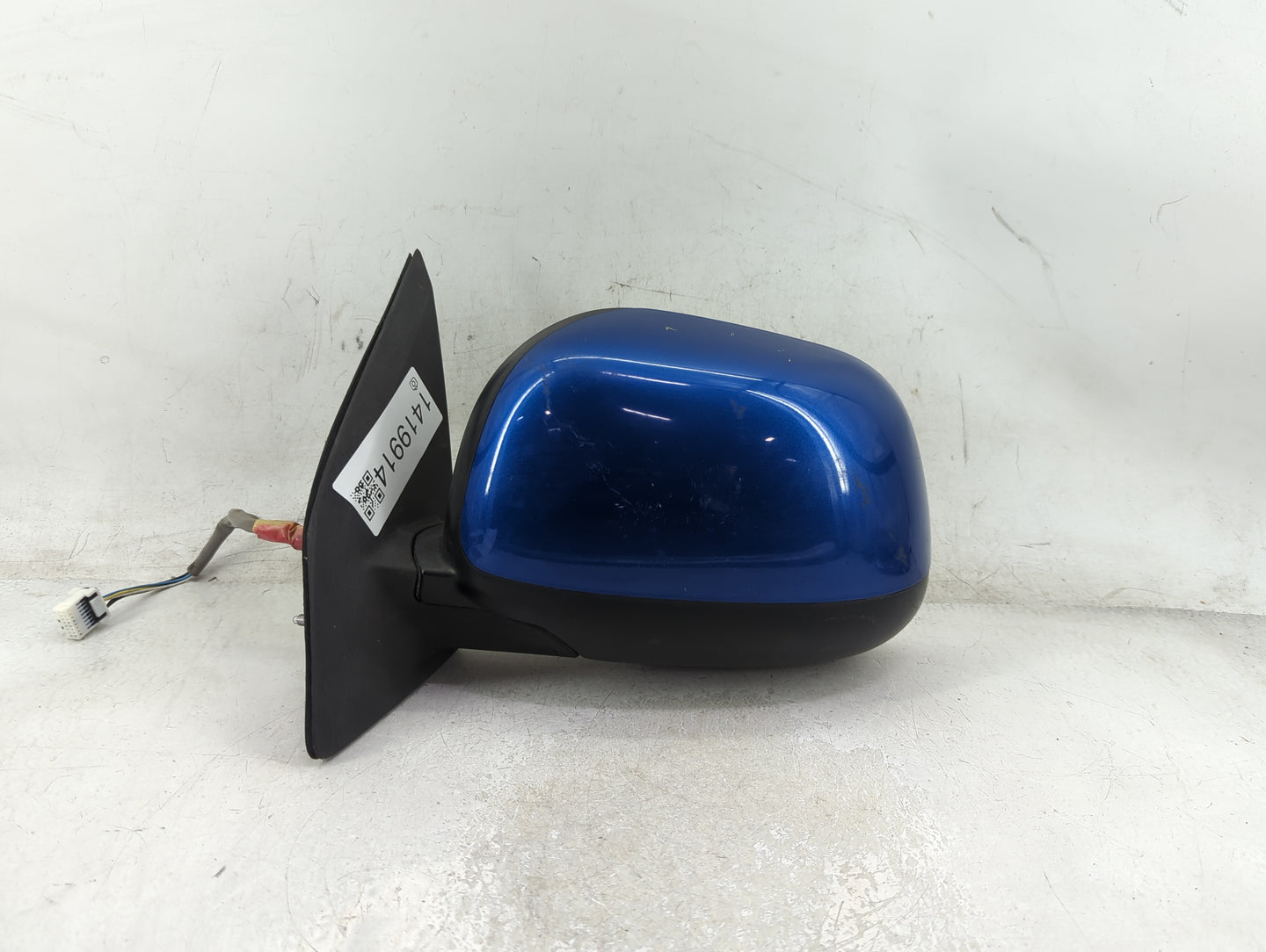 2014-2015 Mitsubishi Outlander Sport Driver Side View Mirror - Left Door Mirror OEM Used - Oemusedautoparts1.com