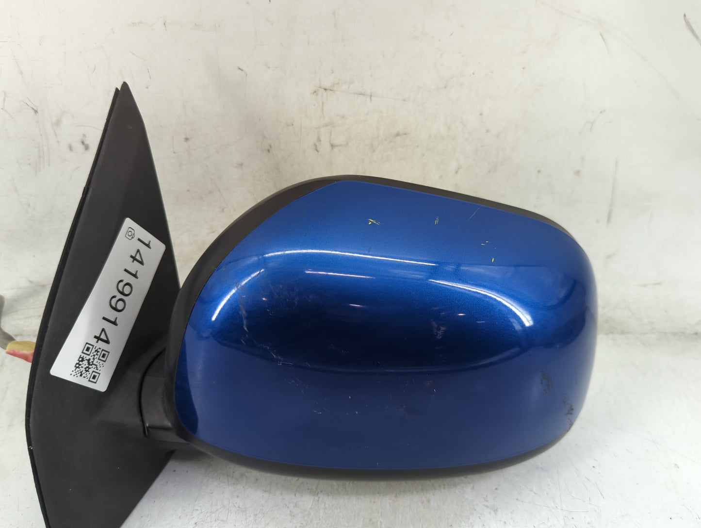 2014-2015 Mitsubishi Outlander Sport Driver Side View Mirror - Left Door Mirror OEM Used - Oemusedautoparts1.com