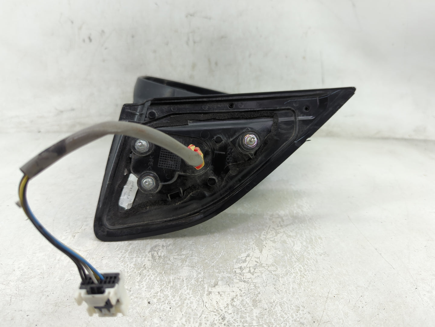 2014-2015 Mitsubishi Outlander Sport Driver Side View Mirror - Left Door Mirror OEM Used - Oemusedautoparts1.com