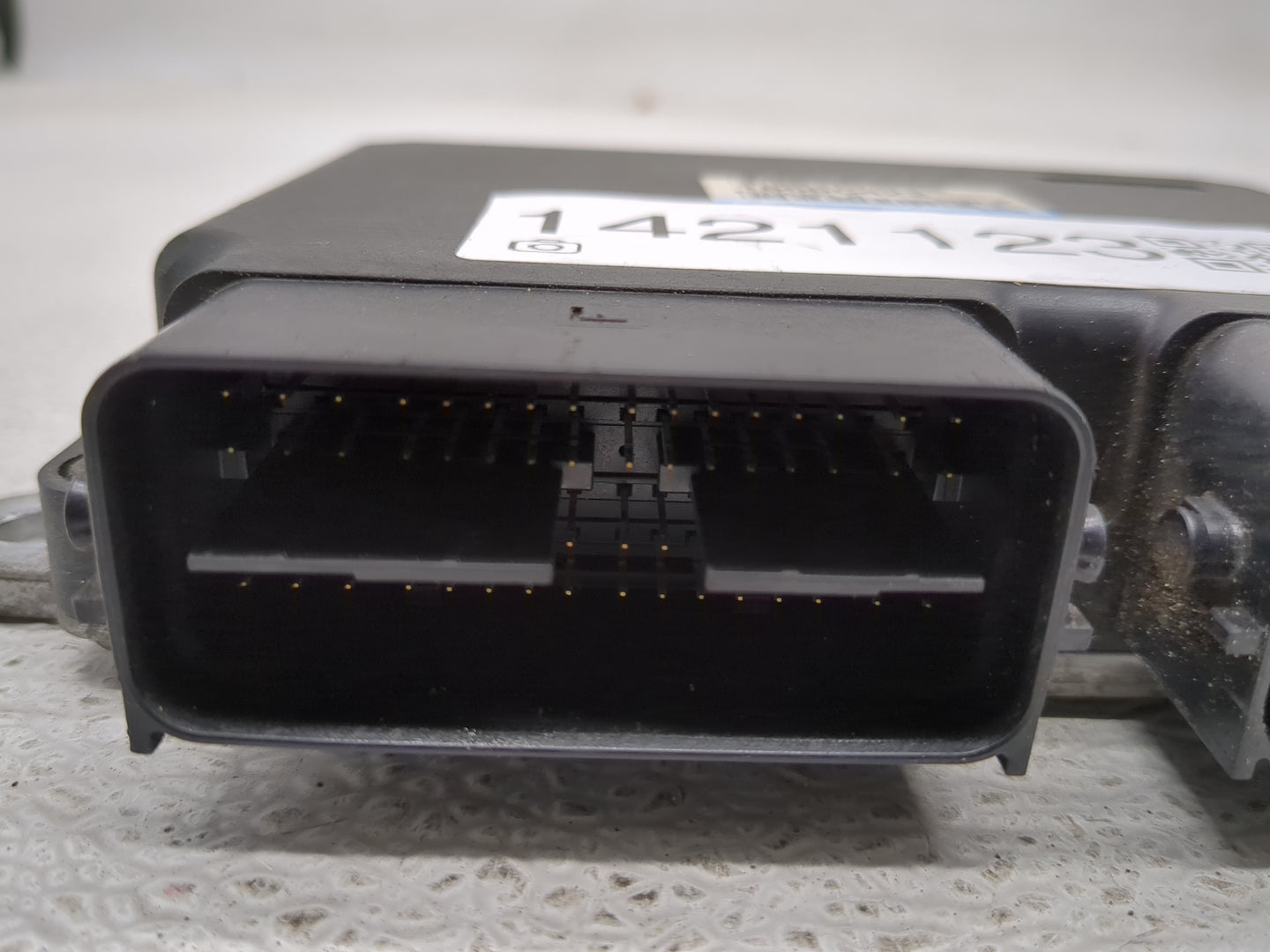 2015 Mitsubishi Outlander Sport PCM Engine Control Computer ECU ECM PCU OEM P/N:1860C422 E6T80493,  Fits OEM Used Auto Parts