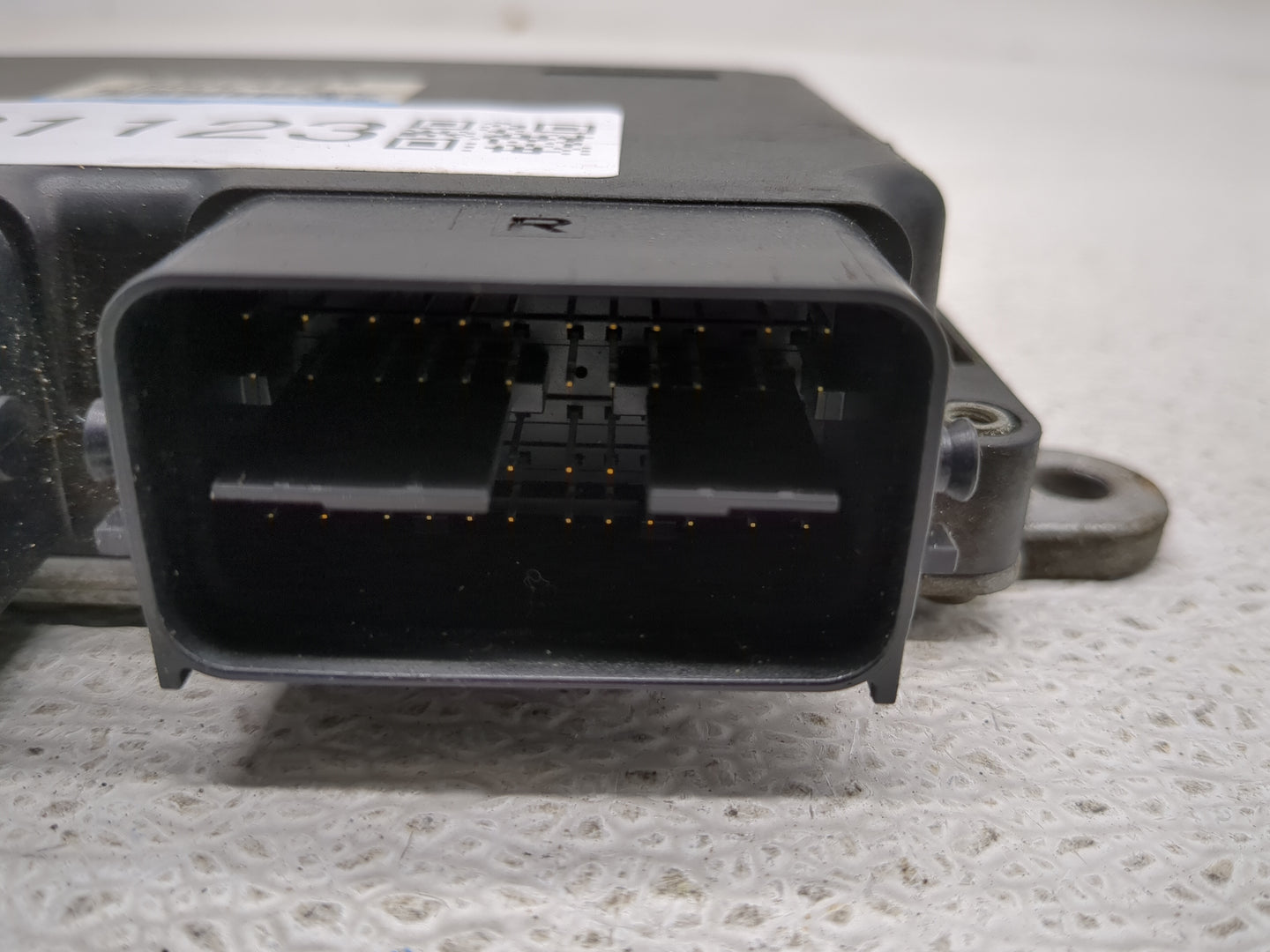 2015 Mitsubishi Outlander Sport PCM Engine Control Computer ECU ECM PCU OEM P/N:1860C422 E6T80493,  Fits OEM Used Auto Parts
