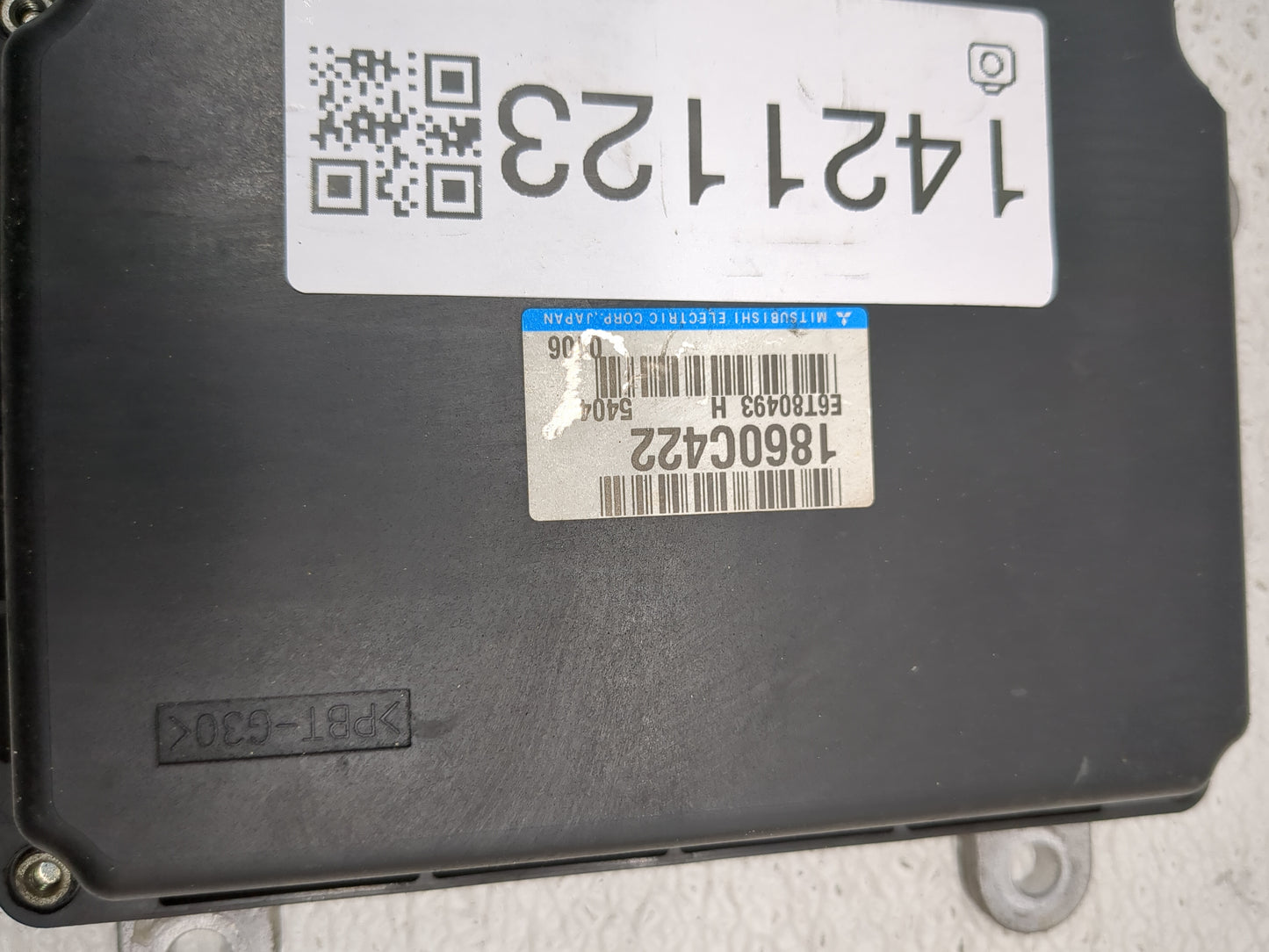 2015 Mitsubishi Outlander Sport PCM Engine Control Computer ECU ECM PCU OEM P/N:1860C422 E6T80493,  Fits OEM Used Auto Parts