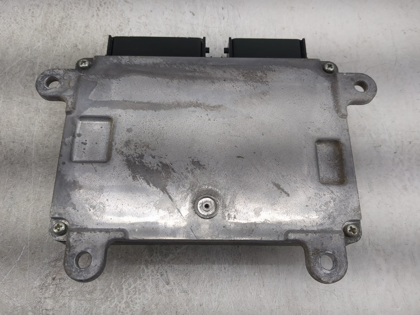 2015 Mitsubishi Outlander Sport PCM Engine Control Computer ECU ECM PCU OEM P/N:1860C422 Fits OEM Used Auto Parts - Oemuseda