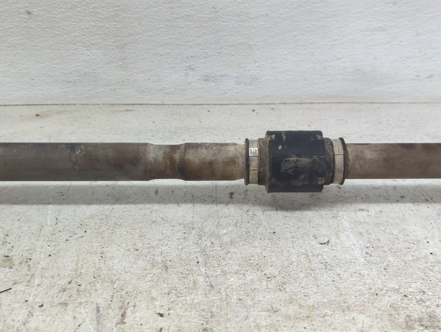 2015 Mitsubishi Outlander Sport Axle Shaft Front Driver Cv C/v - Oemusedautoparts1.com