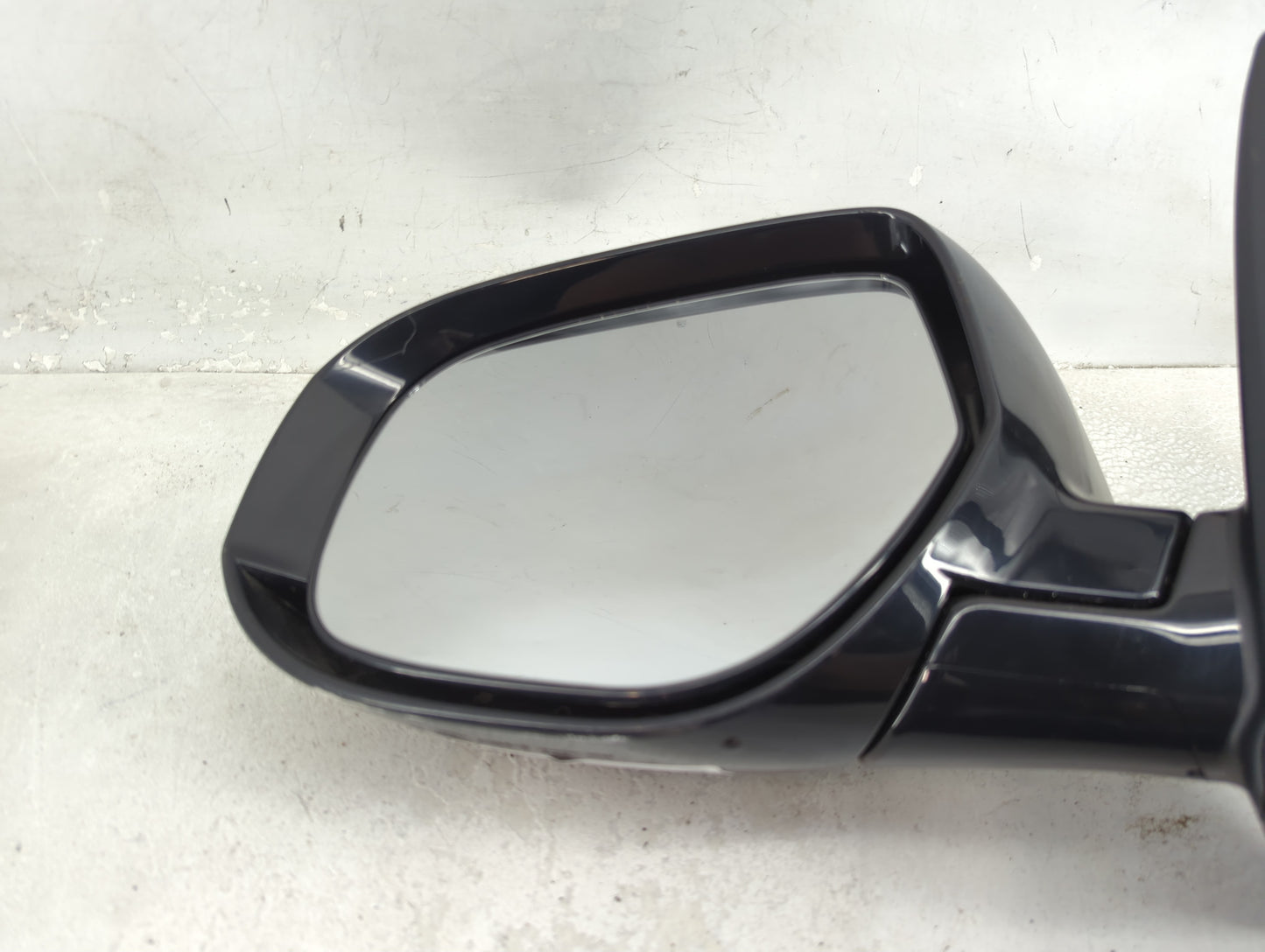 2015-2017 Mitsubishi Outlander Sport Driver Side View Mirror - Left Door Mirror OEM Used - Oemusedautoparts1.com