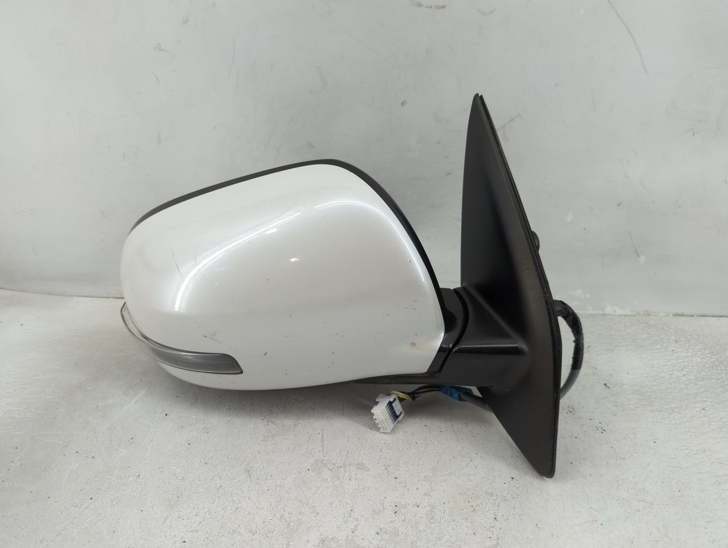 2015-2017 Mitsubishi Outlander Sport Passenger Side View Mirror - Right Door Mirror OEM Used - Oemusedautoparts1.com