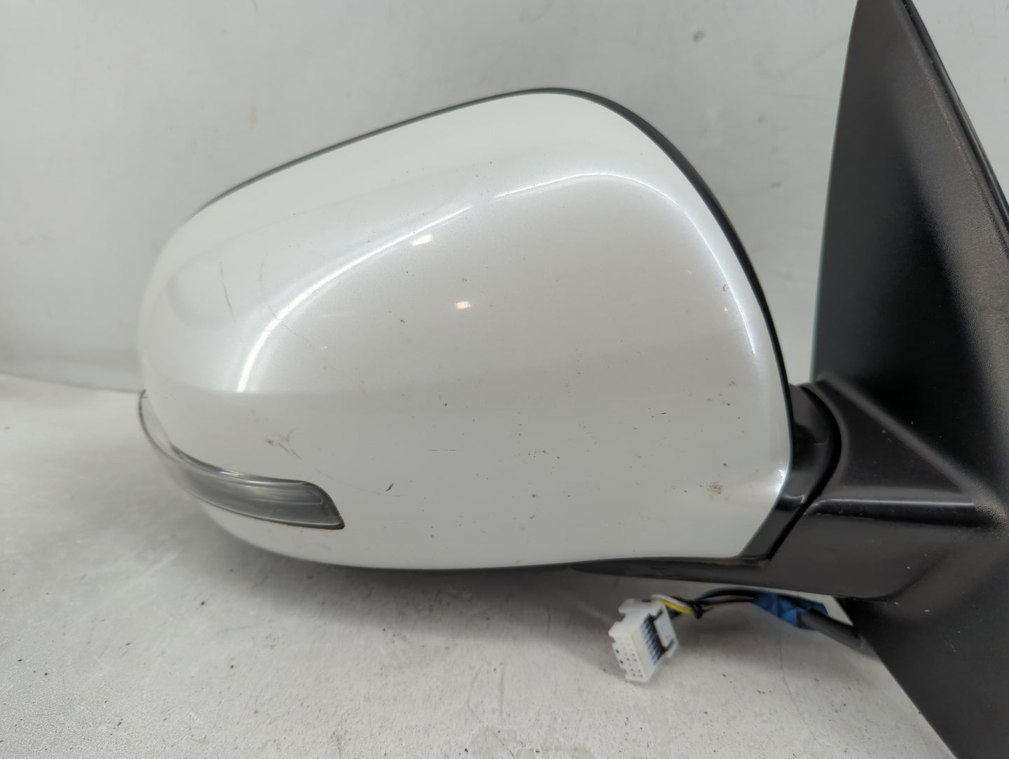 2015-2017 Mitsubishi Outlander Sport Passenger Side View Mirror - Right Door Mirror OEM Used - Oemusedautoparts1.com