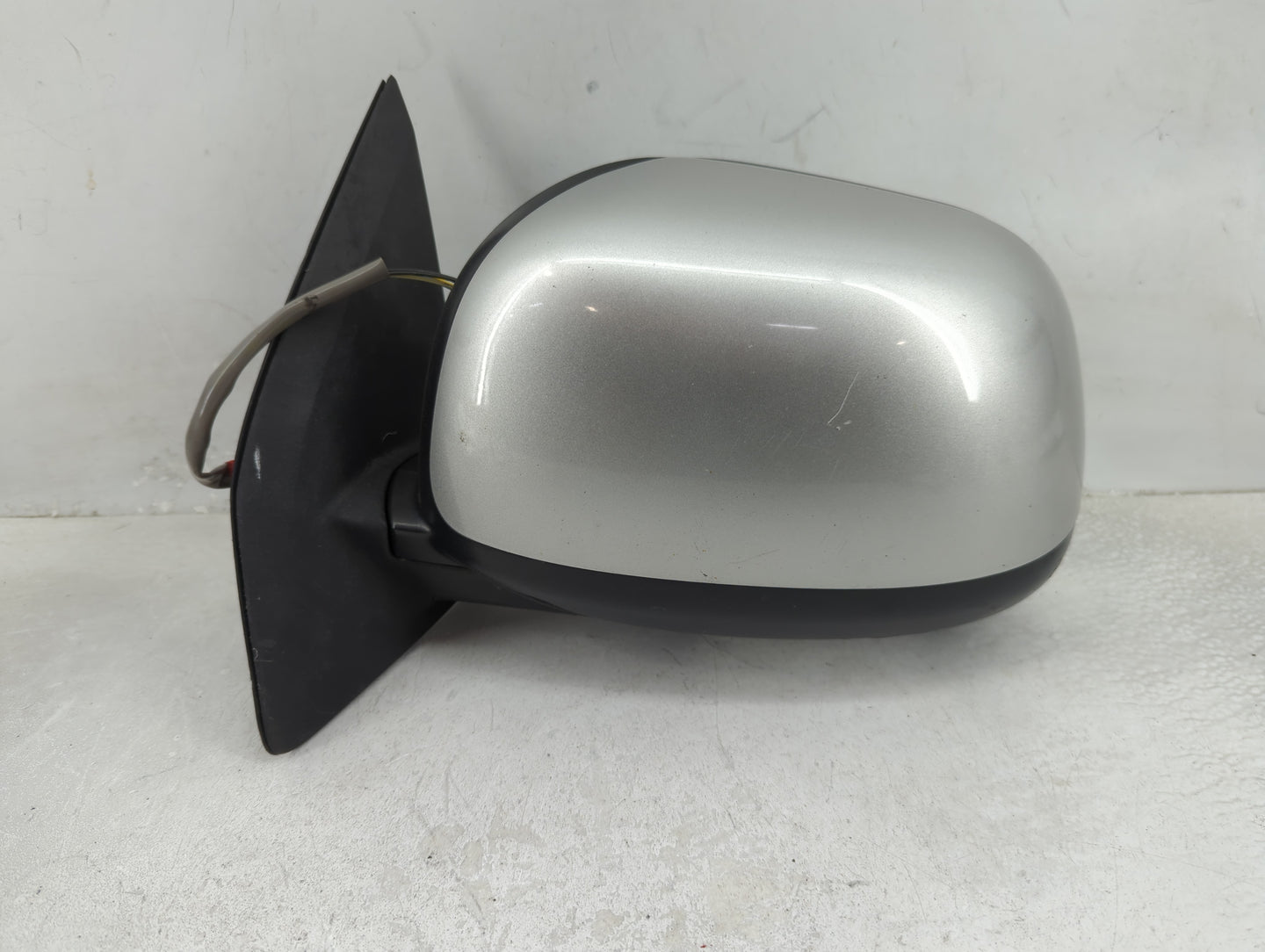 2014-2015 Mitsubishi Outlander Sport Driver Side View Mirror - Left Door Mirror OEM Used - Oemusedautoparts1.com