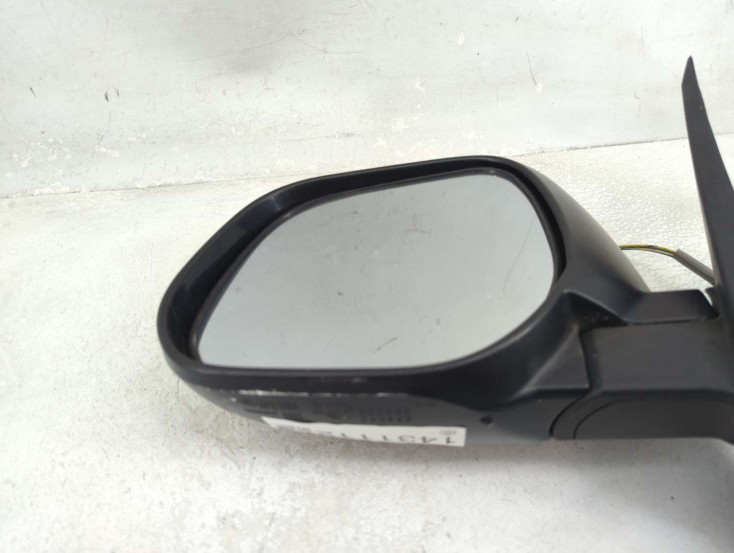 2014-2015 Mitsubishi Outlander Sport Driver Side View Mirror - Left Door Mirror OEM Used - Oemusedautoparts1.com