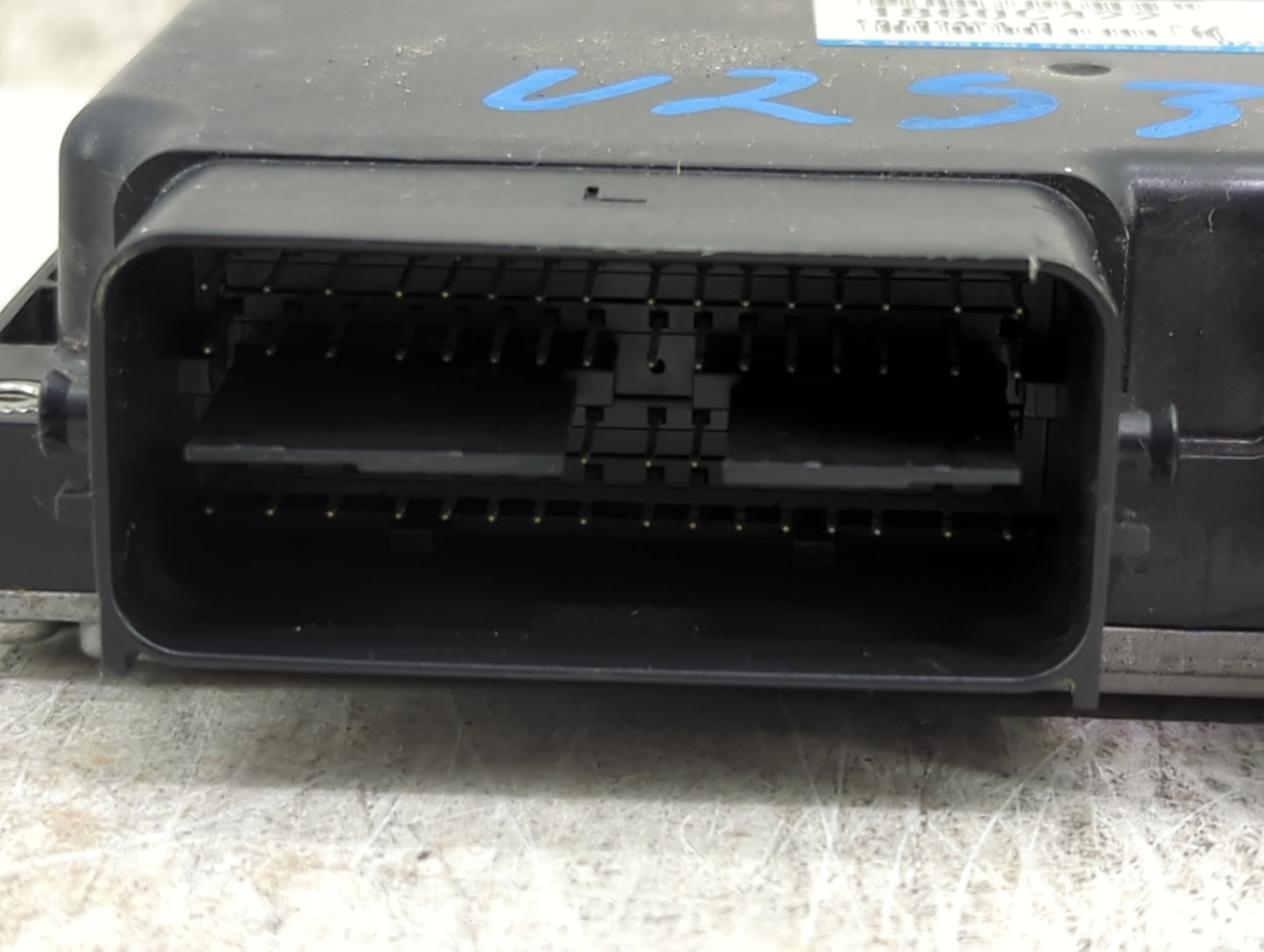 2015 Mitsubishi Outlander Sport PCM Engine Control Computer ECU ECM PCU OEM P/N:1860C422 E6T80493 Fits OEM Used Auto Parts -