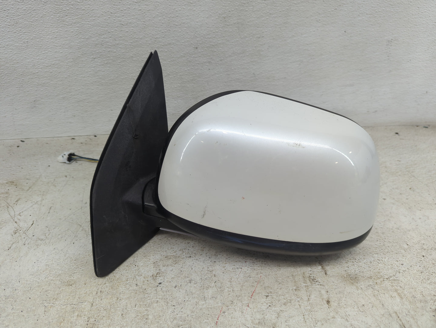 2014-2015 Mitsubishi Outlander Sport Driver Side View Mirror - Left Door Mirror OEM Used - Oemusedautoparts1.com