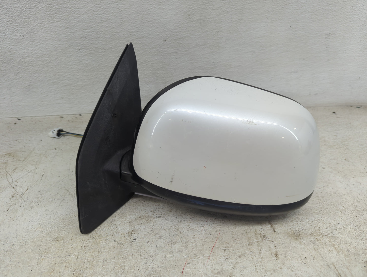 2014-2015 Mitsubishi Outlander Sport Driver Side View Mirror - Left Door Mirror OEM Used - Oemusedautoparts1.com