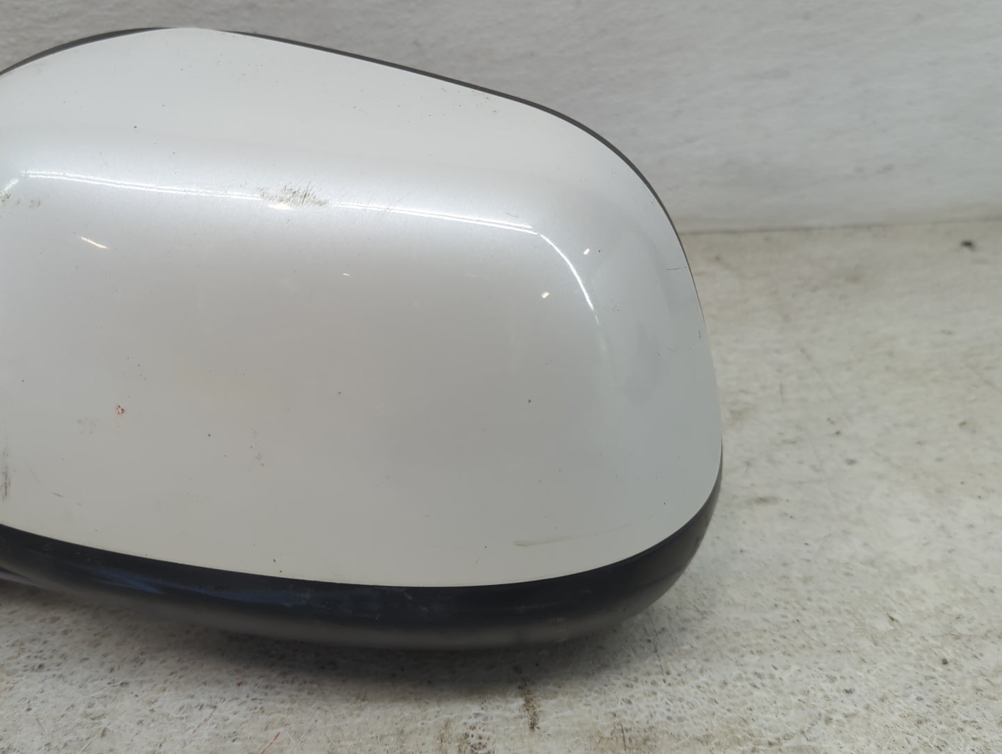 2014-2015 Mitsubishi Outlander Sport Driver Side View Mirror - Left Door Mirror OEM Used - Oemusedautoparts1.com