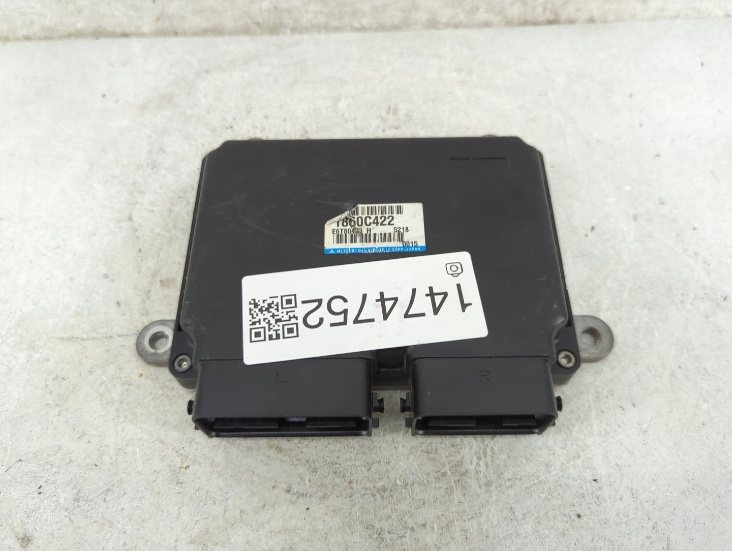 2015 Mitsubishi Outlander Sport PCM Engine Control Computer ECU ECM PCU OEM P/N:1860C422 E6T80493 Fits OEM Used Auto Parts -