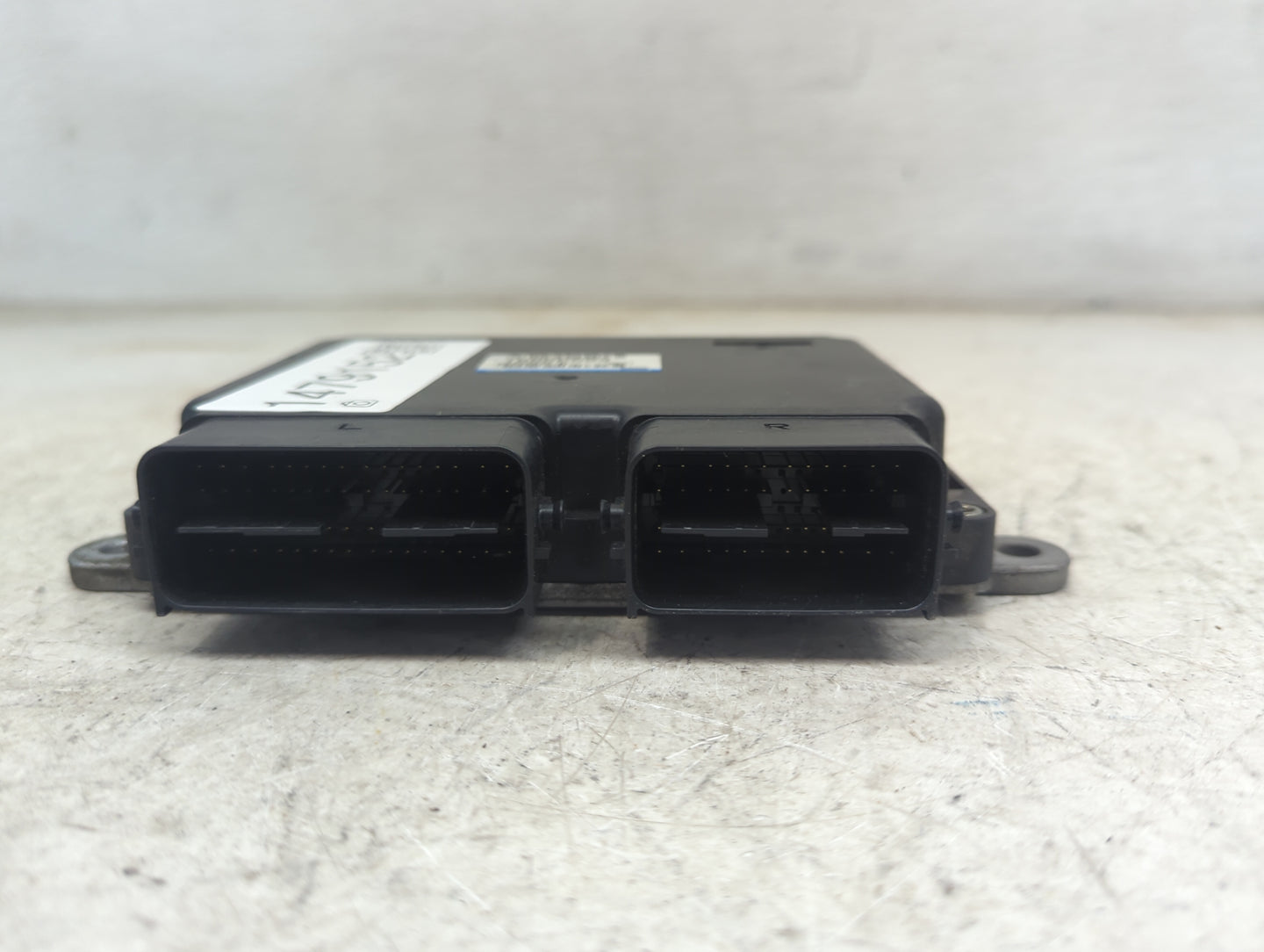 2015 Mitsubishi Outlander Sport PCM Engine Control Computer ECU ECM PCU OEM P/N:1860C593 E6T80497 Fits OEM Used Auto Parts -