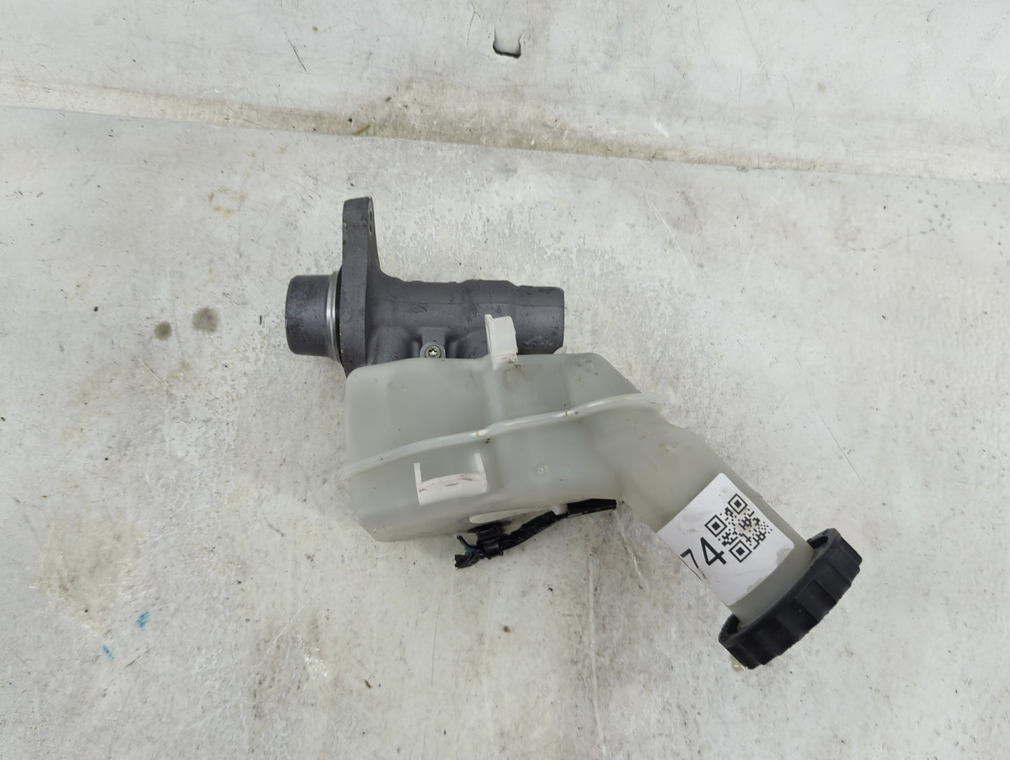 2011-2017 Mitsubishi Outlander Sport Brake Master Cylinder - Oemusedautoparts1.com