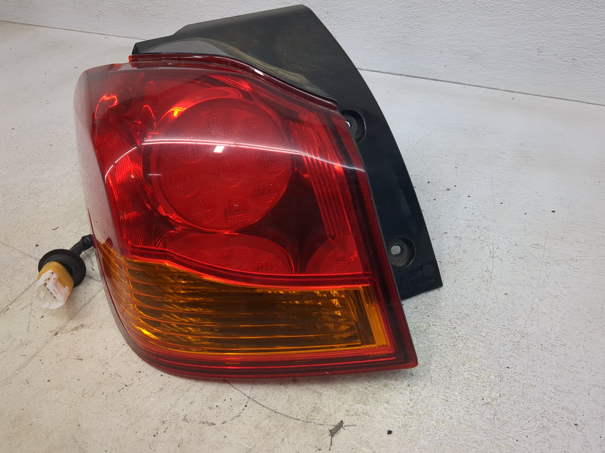 2011-2017 Mitsubishi Outlander Sport Tail Light Assembly Driver Left OEM Fits Fits 2011 2012 2013 2014 2015 2016 2017 OEM Us