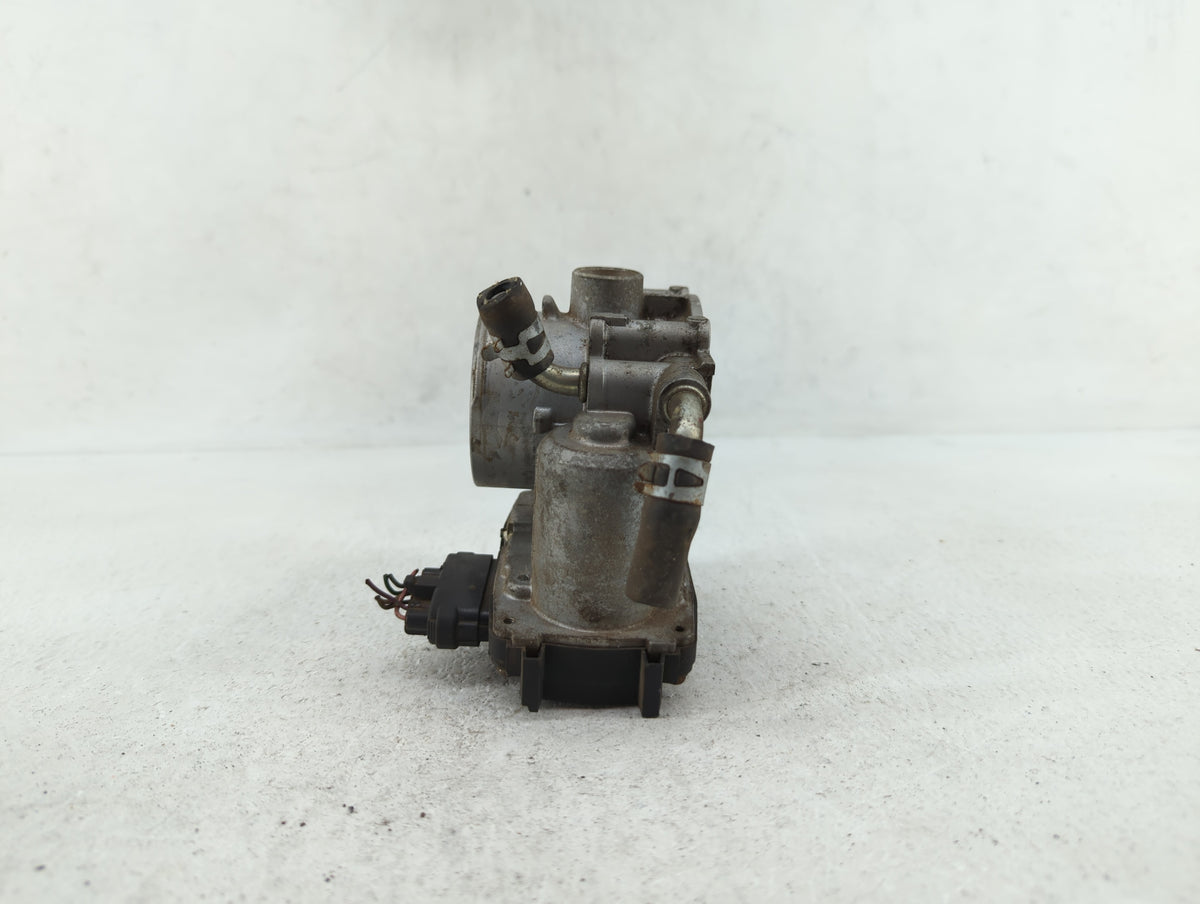 2013-2017 Mitsubishi Outlander Sport Throttle Body P/N:57021 B Fits Fits 2013 2014 2015 2016 2017 OEM Used Auto Parts - Oemu