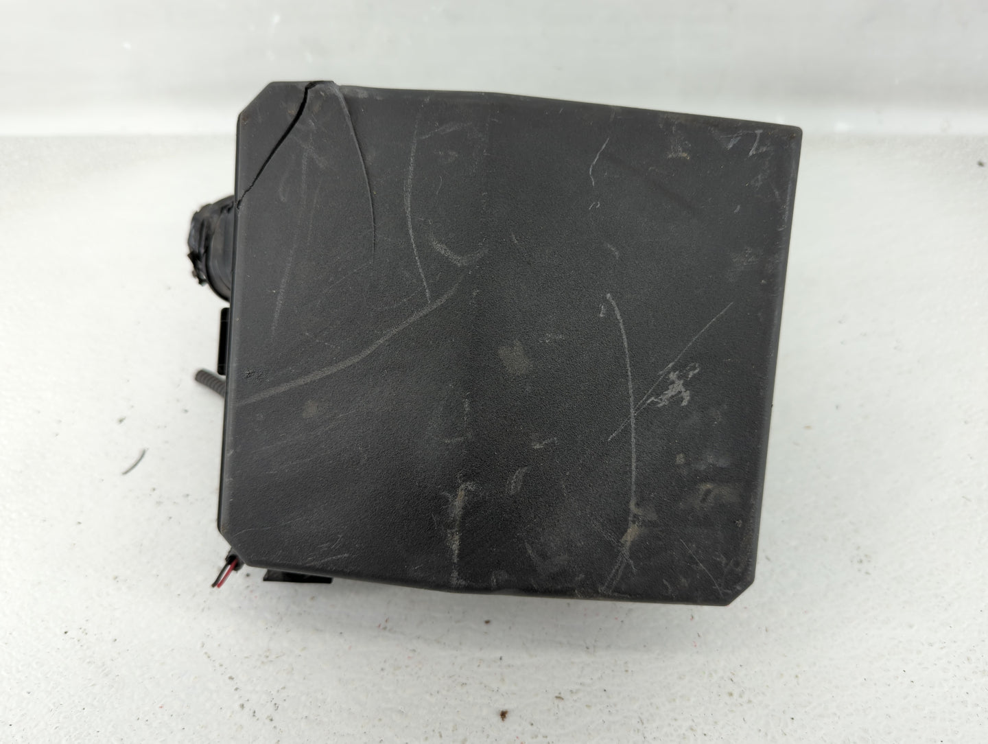2012-2017 Mitsubishi Outlander Sport Fusebox Fuse Box Panel Relay Module P/N:8565A268 Fits Fits 2012 2013 2014 2015 2016 201