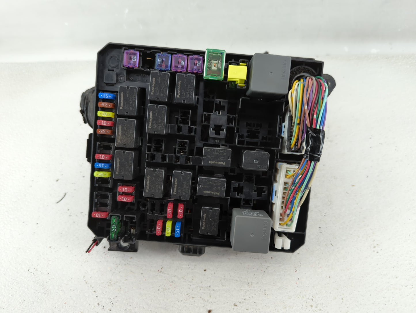 2012-2017 Mitsubishi Outlander Sport Fusebox Fuse Box Panel Relay Module P/N:8565A268 Fits Fits 2012 2013 2014 2015 2016 201