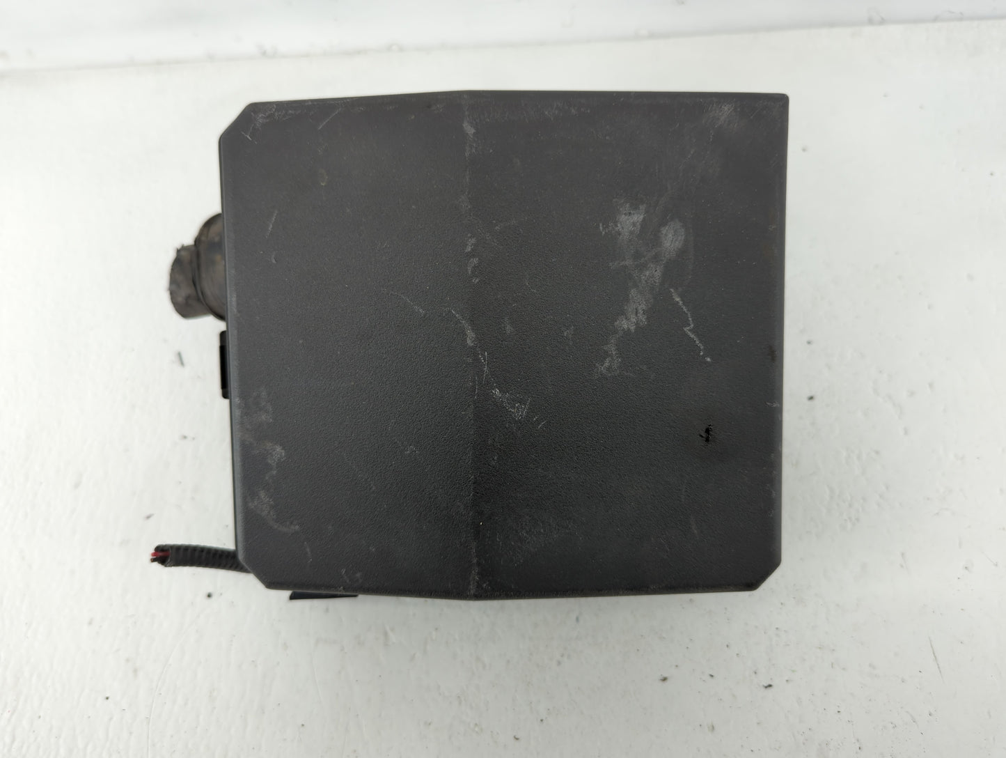 2012-2017 Mitsubishi Outlander Sport Fusebox Fuse Box Panel Relay Module P/N:8565A268 Fits Fits 2012 2013 2014 2015 2016 201