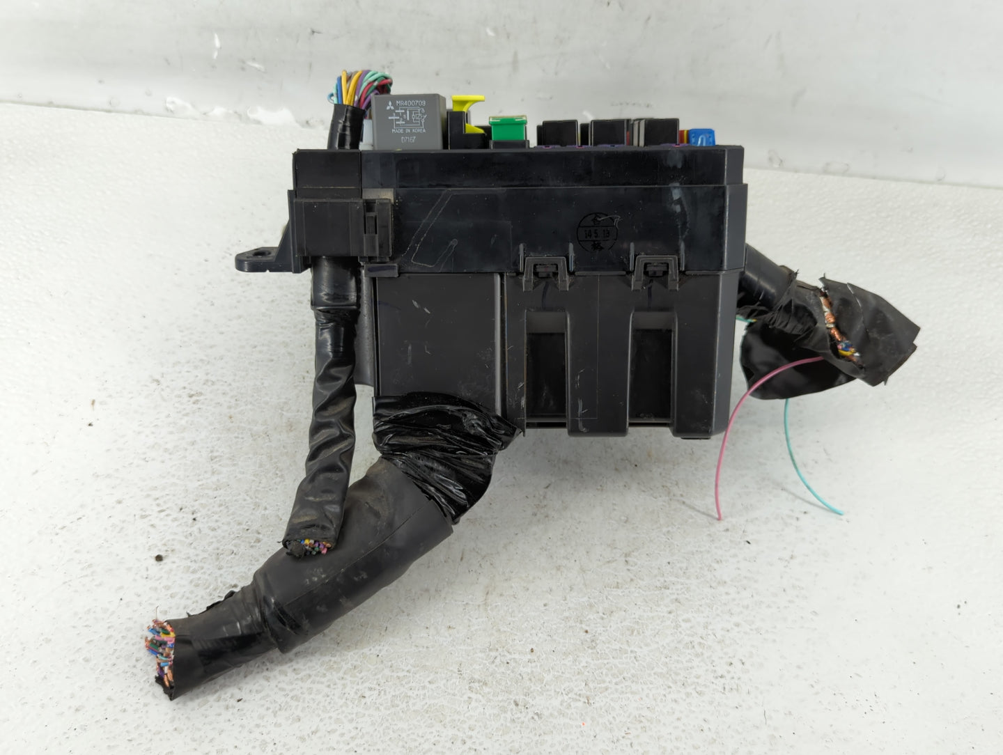 2012-2017 Mitsubishi Outlander Sport Fusebox Fuse Box Panel Relay Module Fits Fits 2012 2013 2014 2015 2016 2017 OEM Used Au