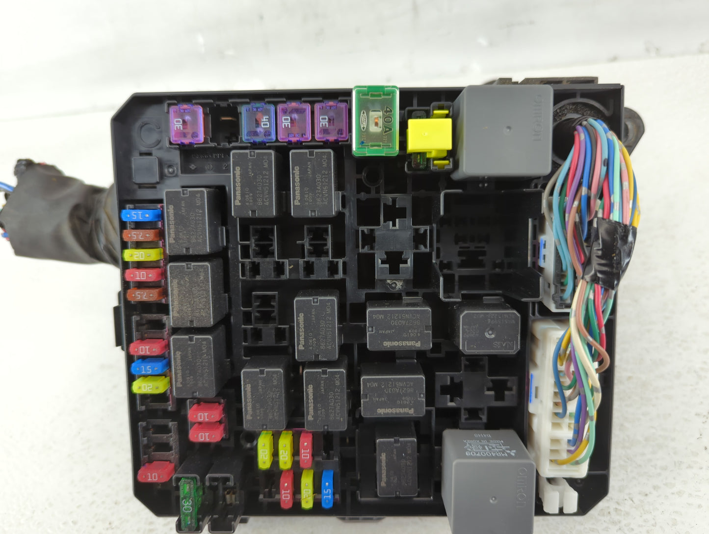 2012-2017 Mitsubishi Outlander Sport Fusebox Fuse Box Panel Relay Module P/N:8565A268 Fits Fits 2012 2013 2014 2015 2016 201