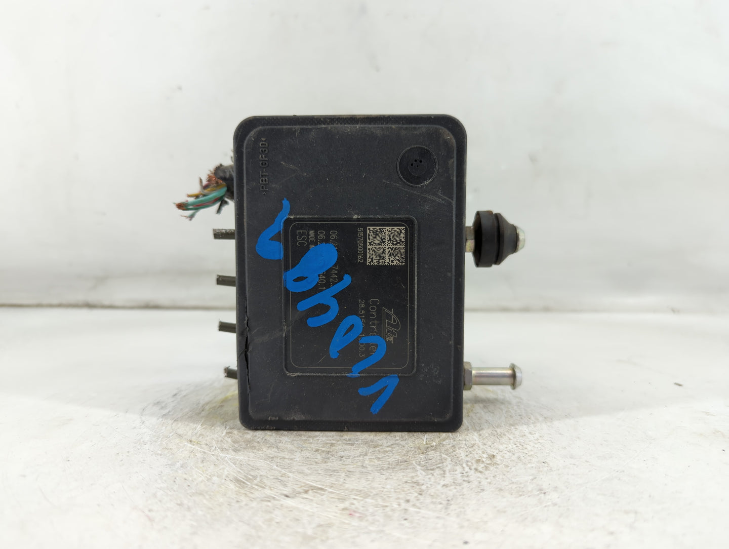 2014-2017 Mitsubishi Outlander Sport ABS Pump Control Module Replacement P/N:4670B182 Fits Fits 2014 2015 2016 2017 OEM Used