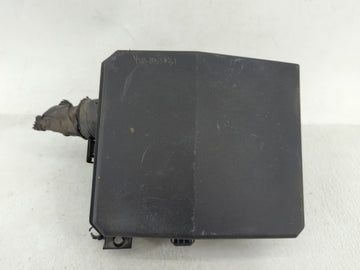 2012-2017 Mitsubishi Rvr Fusebox Fuse Box Panel Relay Module Fits Fits 2012 2013 2014 2015 2016 2017 OEM Used Auto Parts - O