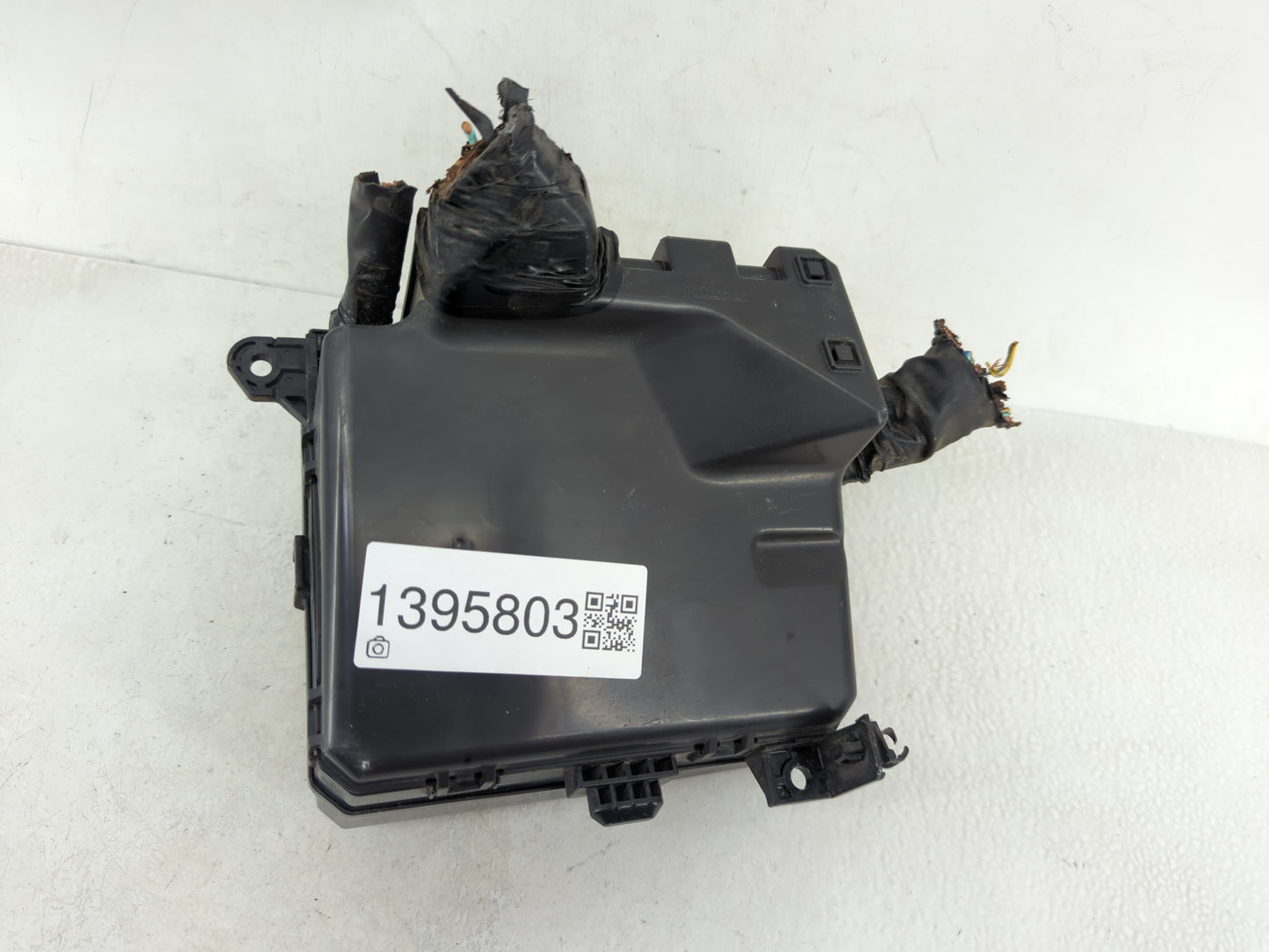 2012-2017 Mitsubishi Rvr Fusebox Fuse Box Panel Relay Module Fits Fits 2012 2013 2014 2015 2016 2017 OEM Used Auto Parts - O