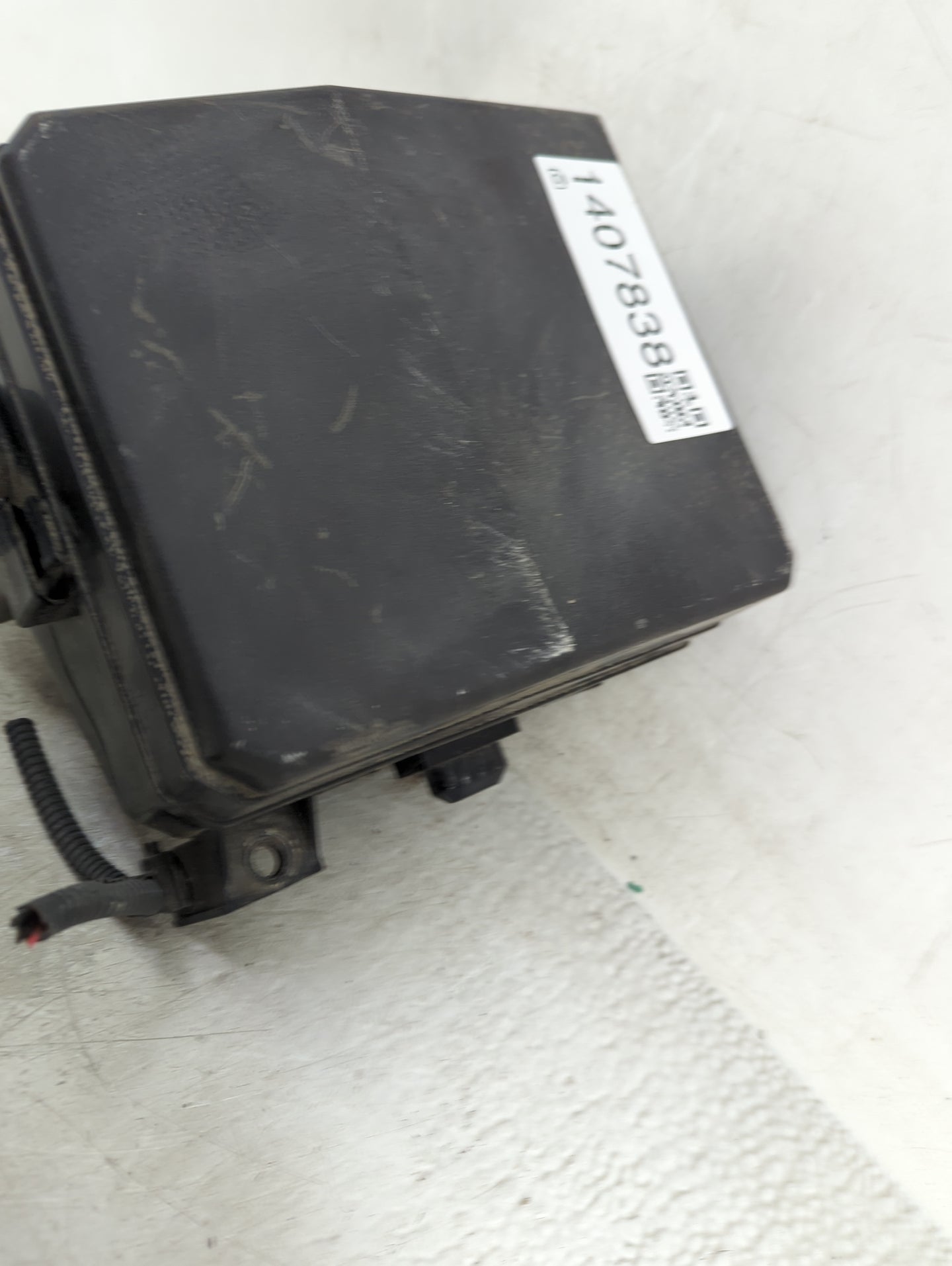 2012-2017 Mitsubishi Rvr Fusebox Fuse Box Panel Relay Module Fits Fits 2012 2013 2014 2015 2016 2017 OEM Used Auto Parts - O
