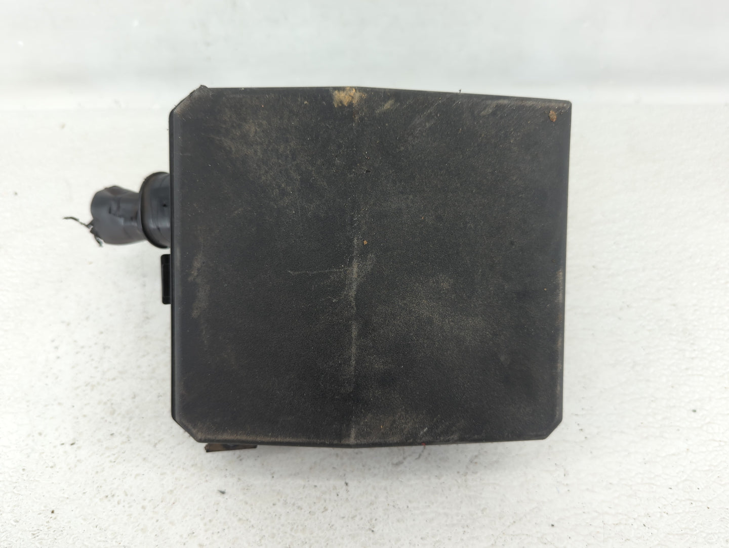 2012-2017 Mitsubishi Rvr Fusebox Fuse Box Panel Relay Module P/N:8565A268 Fits Fits 2012 2013 2014 2015 2016 2017 OEM Used A